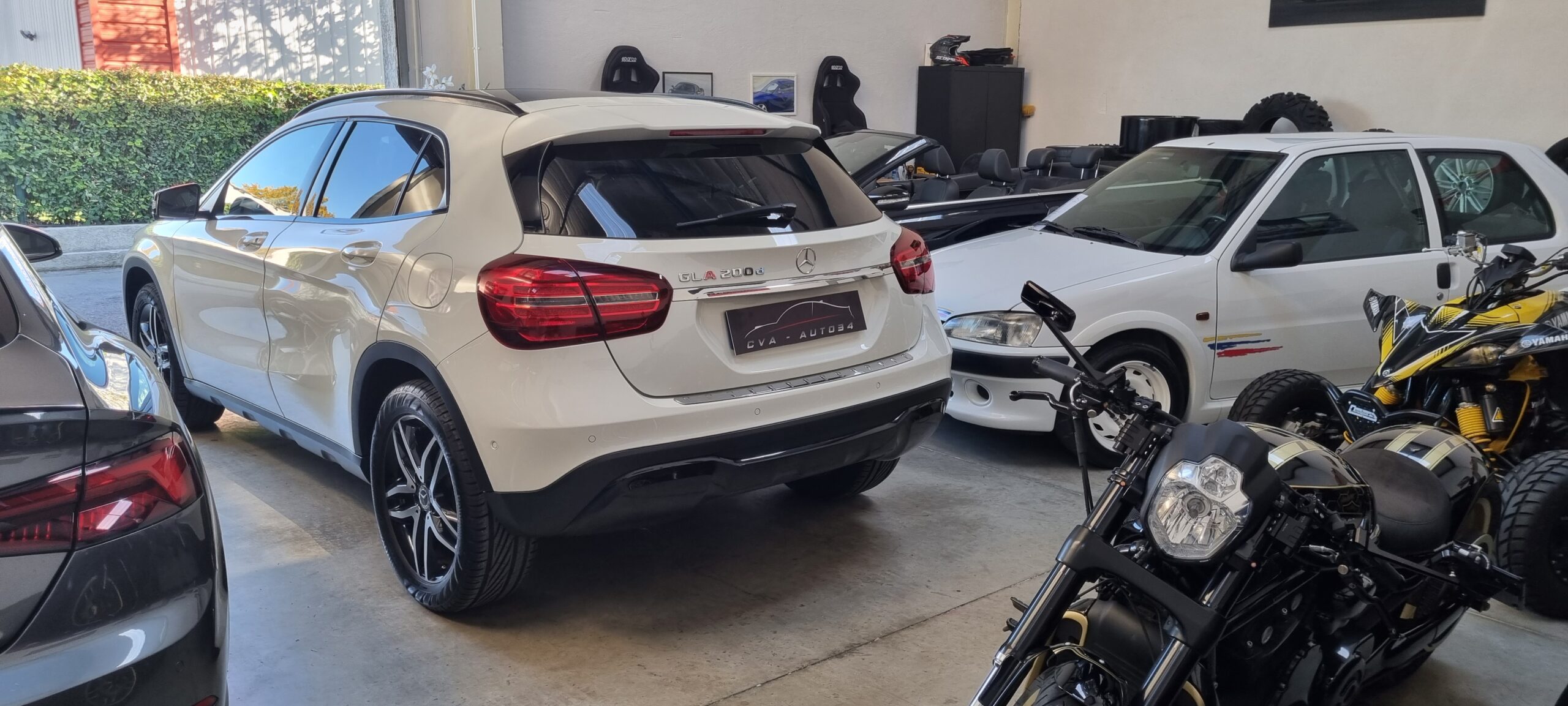 MERCEDES GLA 200 D 7G-TRONIC SENSATION