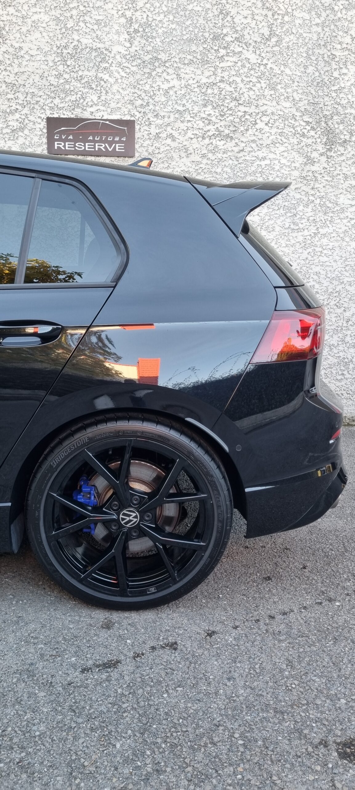 VOLKSWAGEN GOLF 8 R 2.0L TSI 320CH PACK PERFORMANCE 4 MOTION