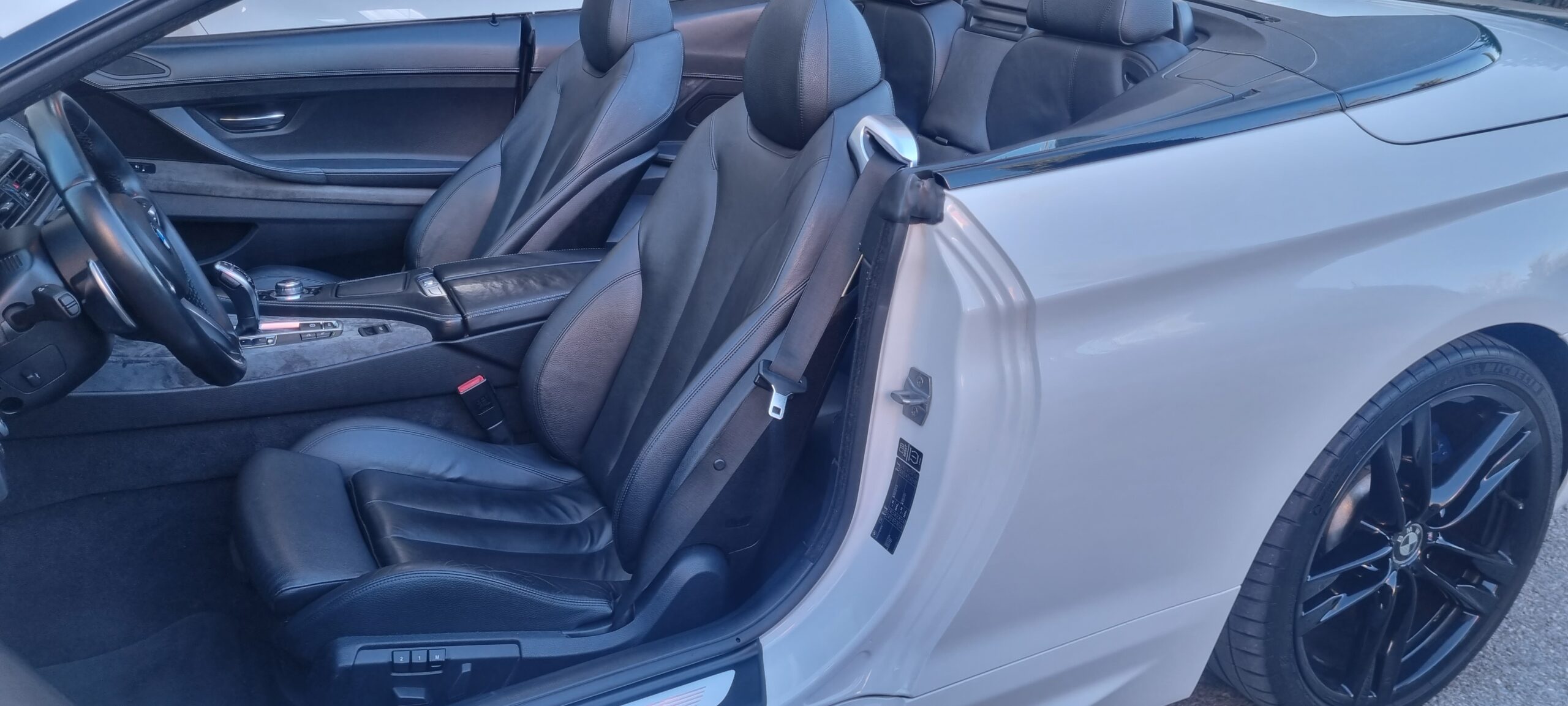 BMW SERIE 6 CABRIOLET PACK M (640D 313CH X-DRIVE)