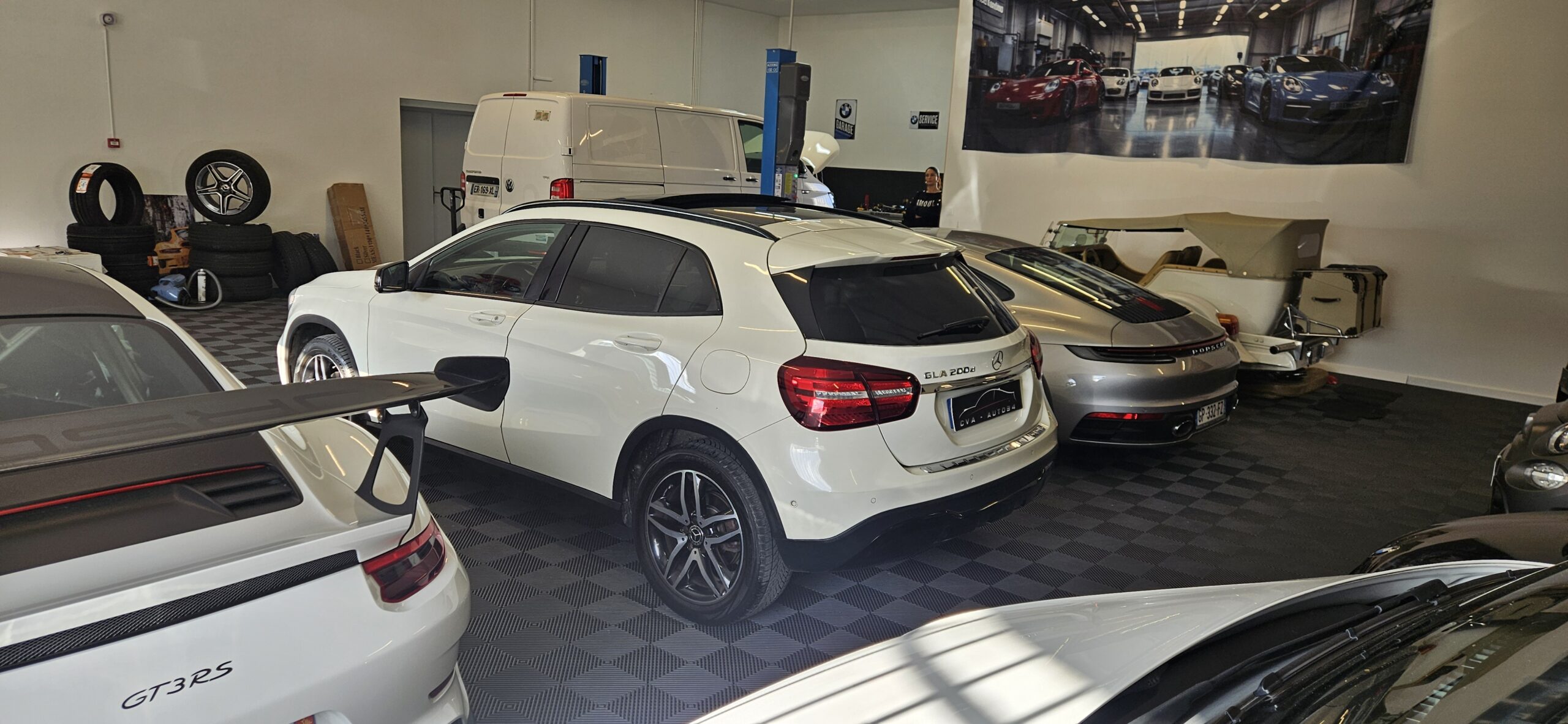 MERCEDES GLA 200 D 7G-TRONIC SENSATION