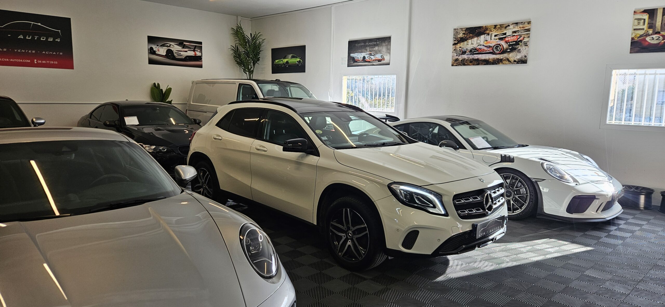 MERCEDES GLA 200 D 7G-TRONIC SENSATION