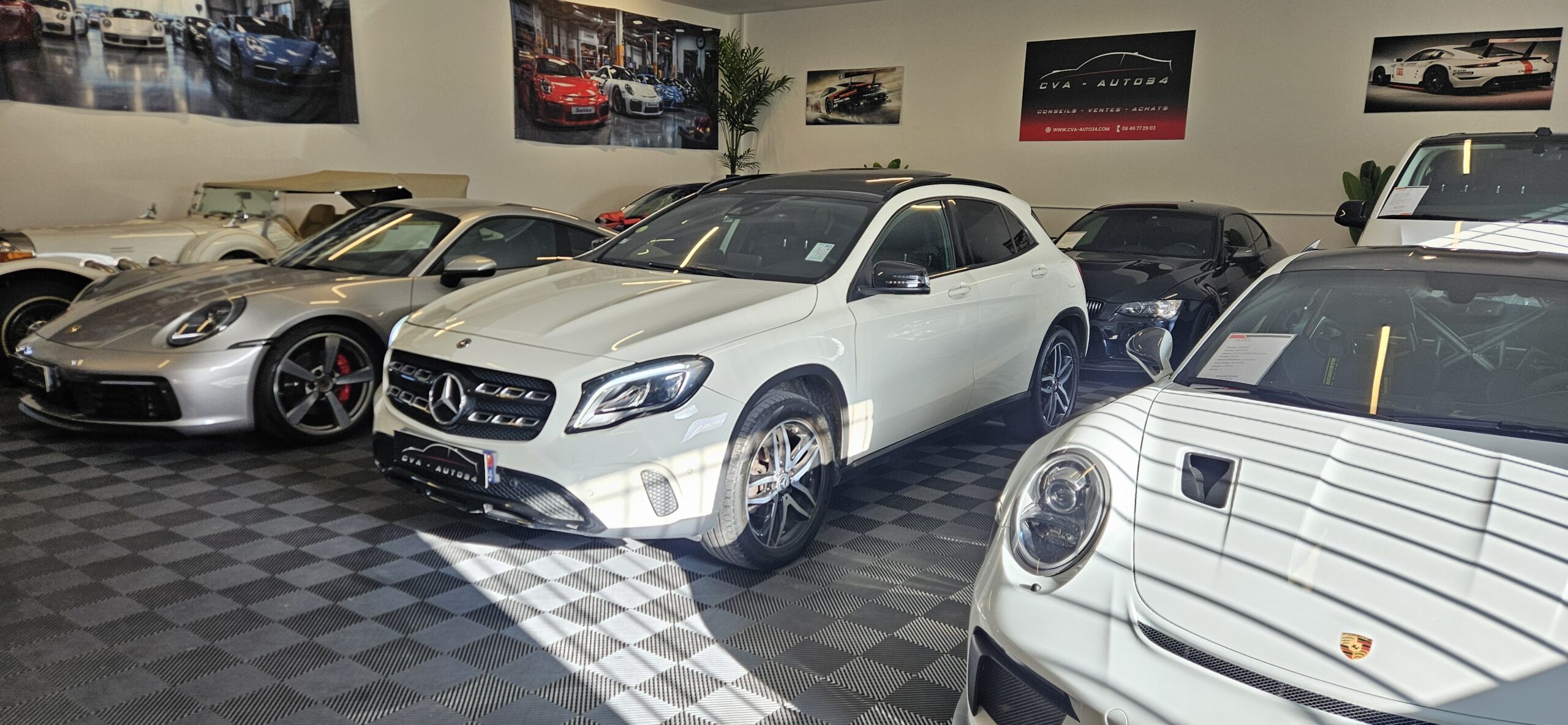 MERCEDES GLA 200 D 7G-TRONIC SENSATION