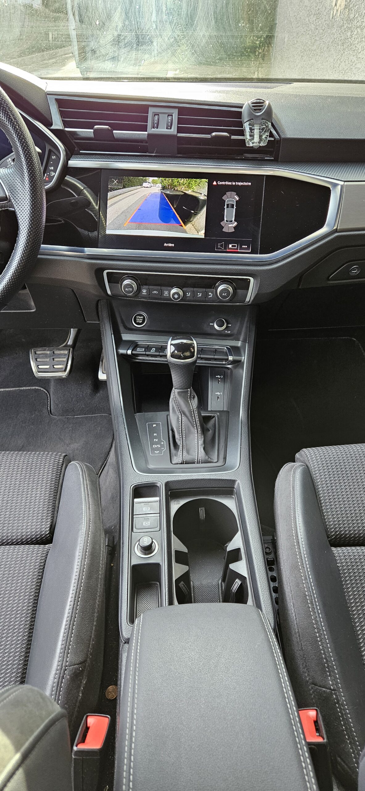 AUDI Q3 SPORTBACK S-LINE 2.0L TDI 200CH S-TRONIC