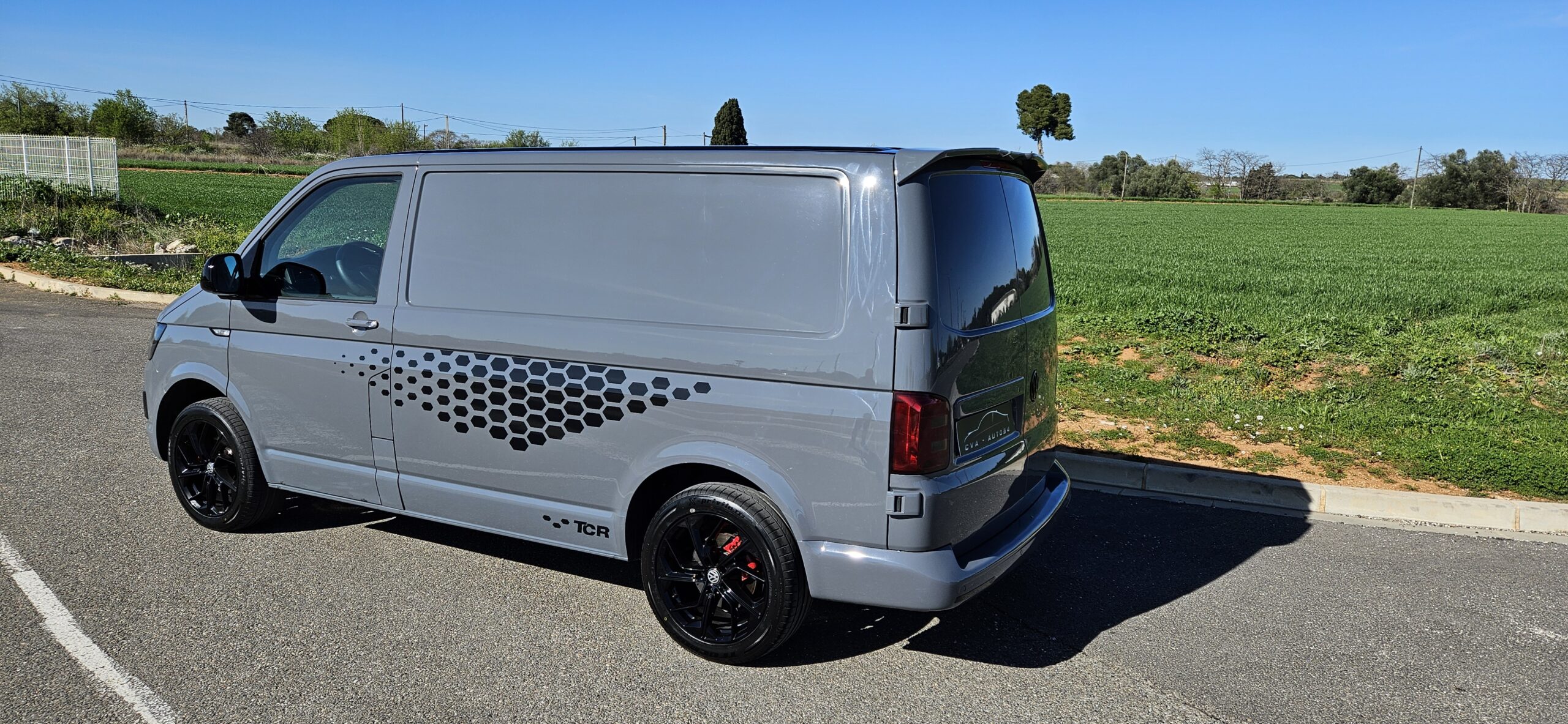 VOLKSWAGEN TRANSPORTER T6 2.0L TDI 150 CH “EDITION TCR”