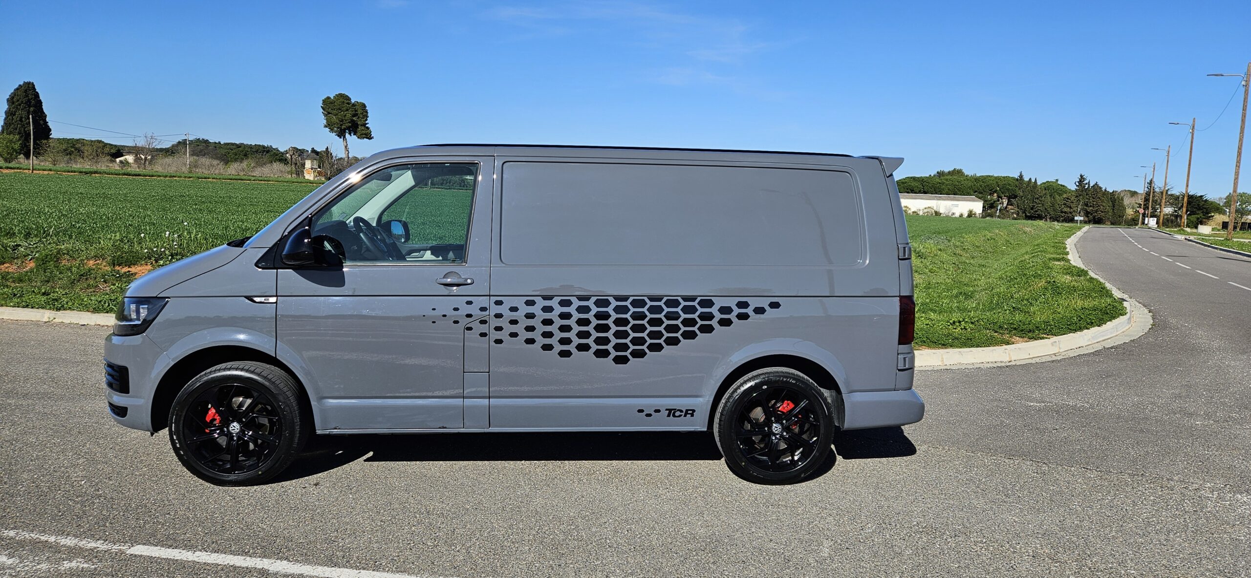 VOLKSWAGEN TRANSPORTER T6 2.0L TDI 150 CH “EDITION TCR”