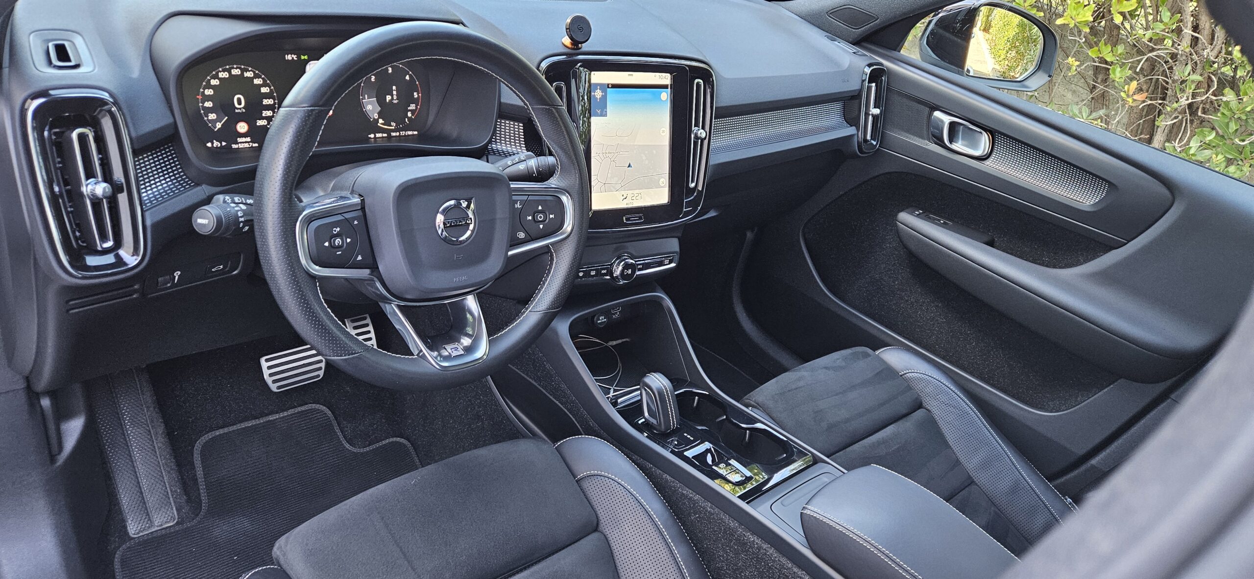 VOLVO XC 40 R-DESIGN 190CH BVA