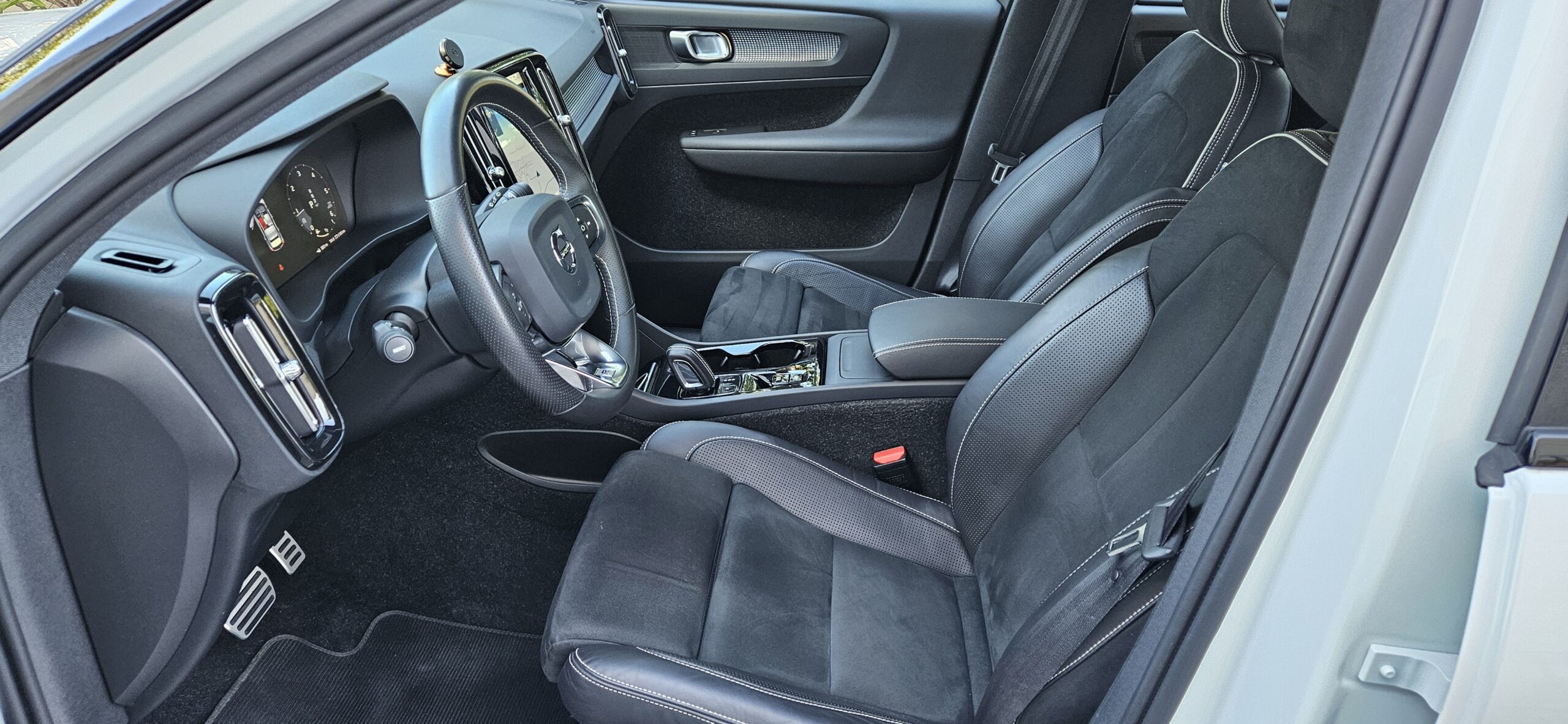 VOLVO XC 40 R-DESIGN 190CH BVA