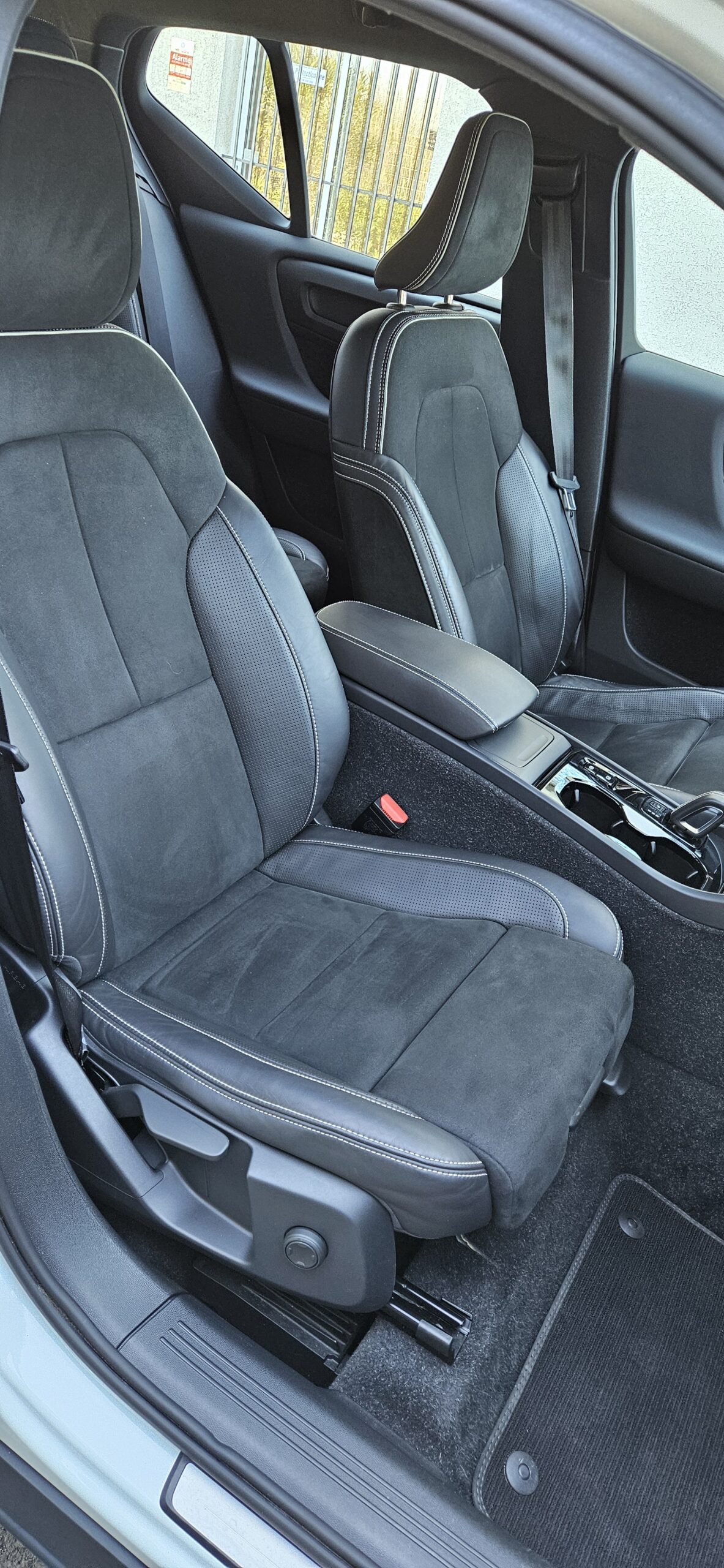 VOLVO XC 40 R-DESIGN 190CH BVA