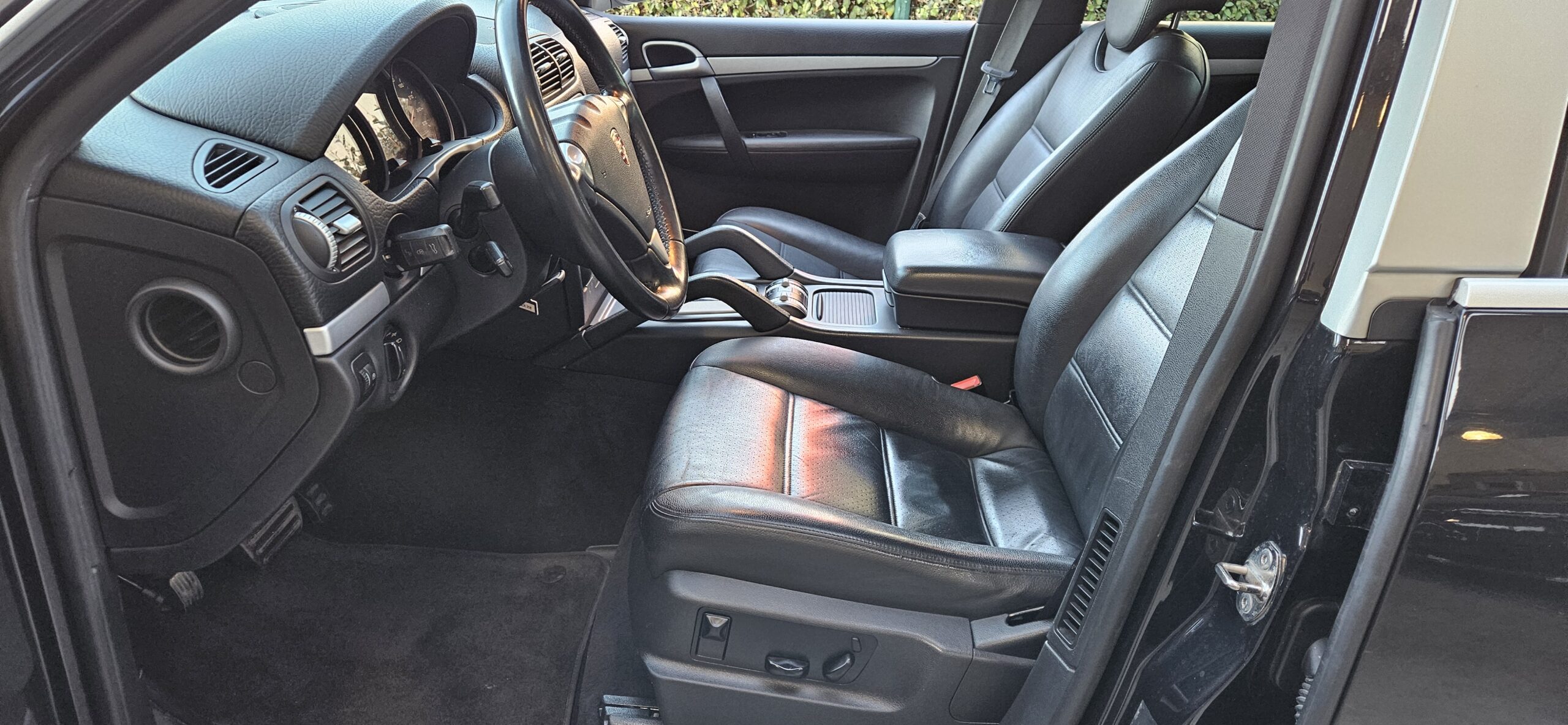 PORSCHE CAYENNE 3.0L V6 240CH DIESEL