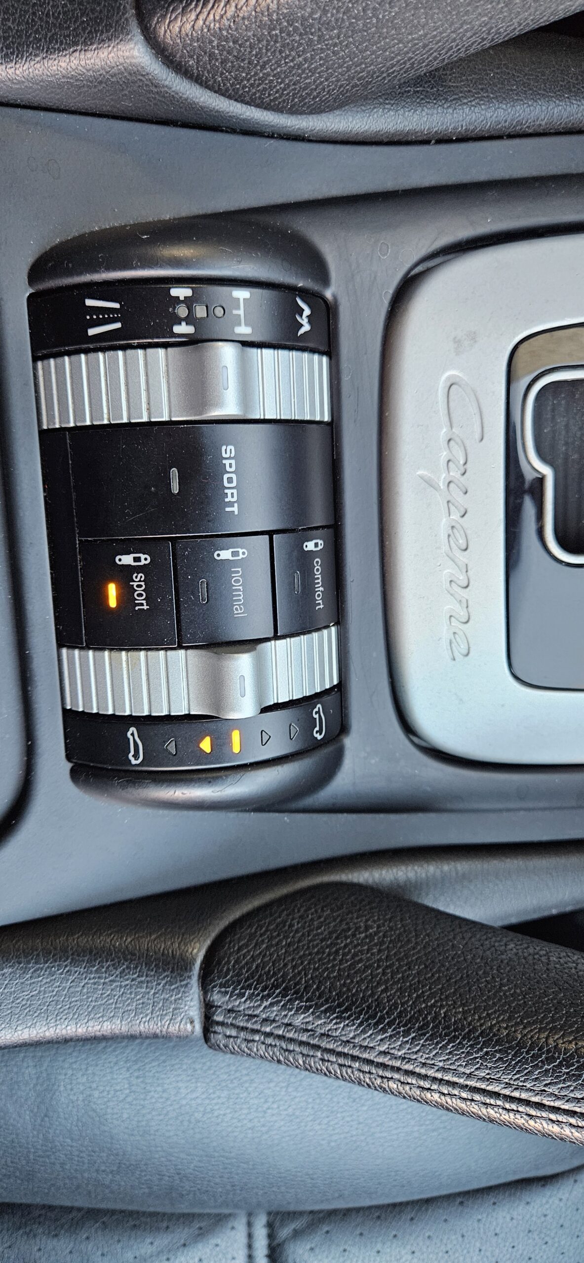 PORSCHE CAYENNE 3.0L V6 240CH DIESEL