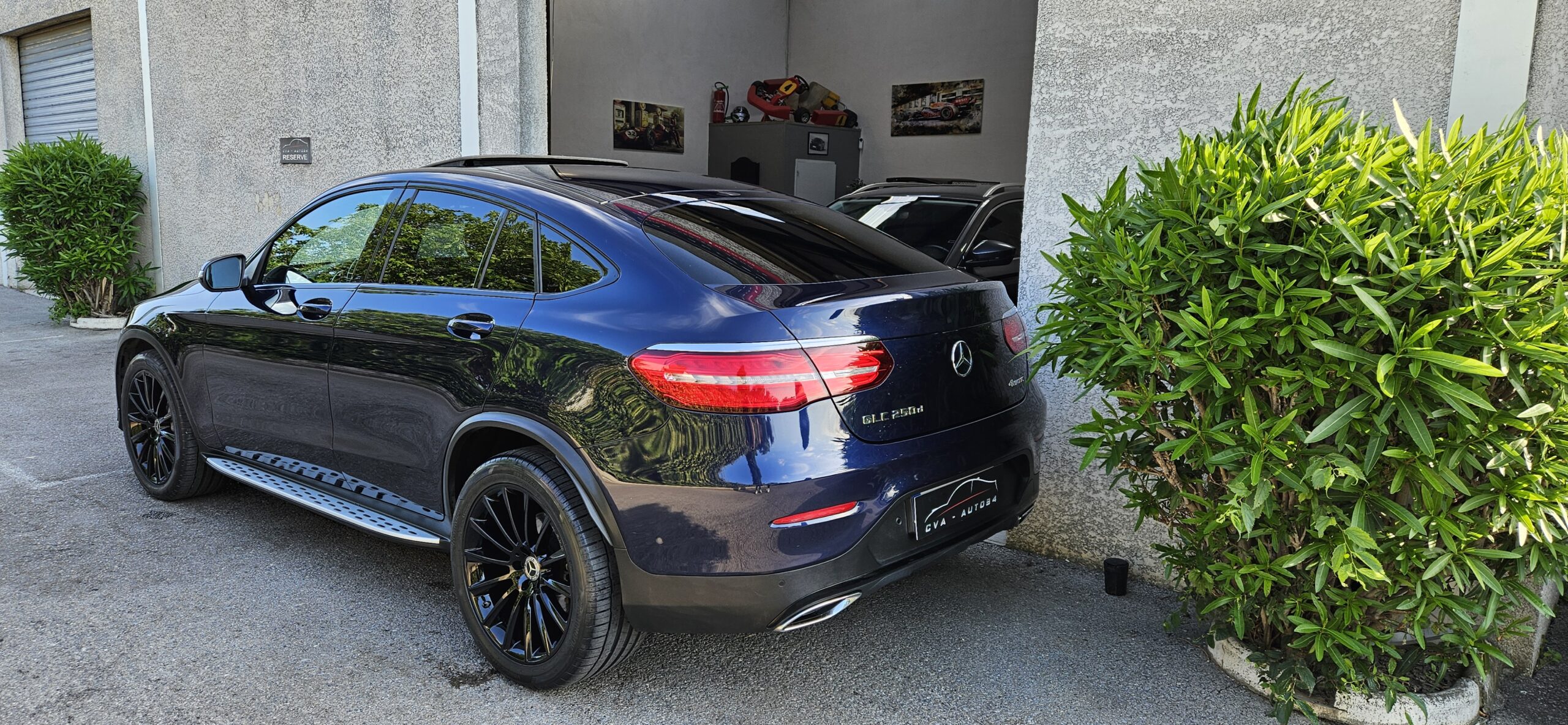 MERCEDES GLC COUPE 250D PACK AMG