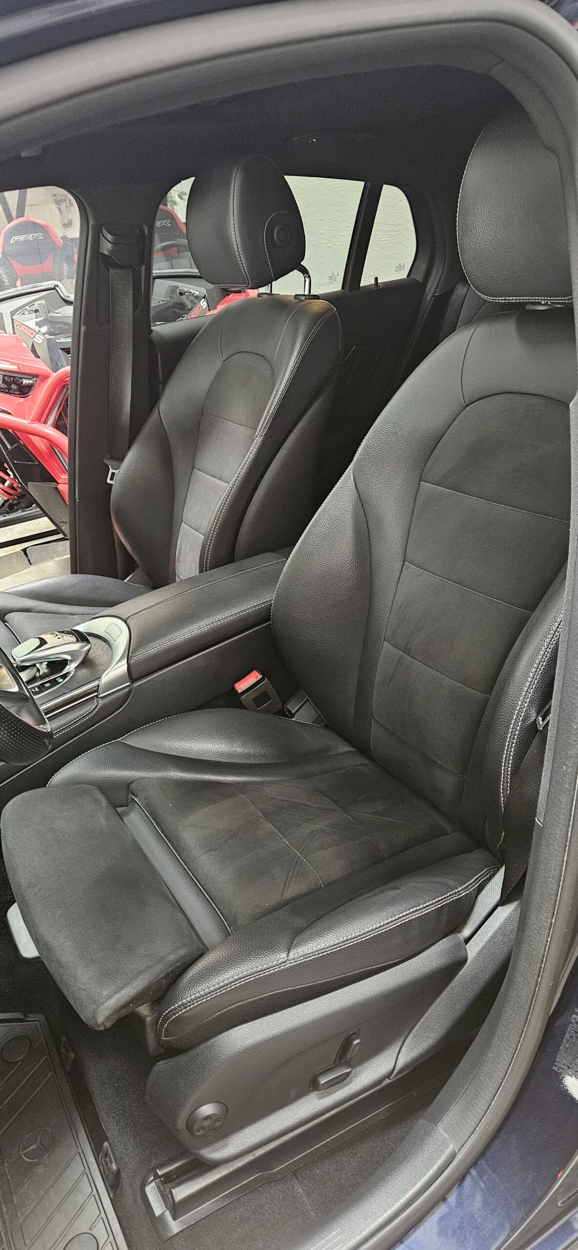 MERCEDES GLC COUPE 250D PACK AMG