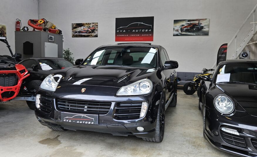 PORSCHE CAYENNE 3.0L V6 240CH DIESEL