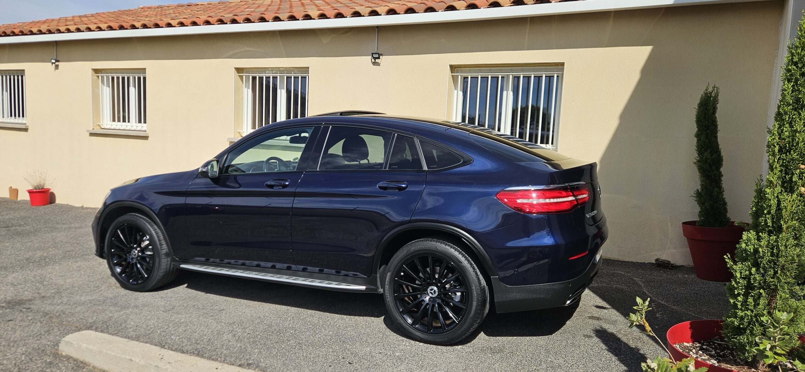 MERCEDES GLC COUPE 250D PACK AMG
