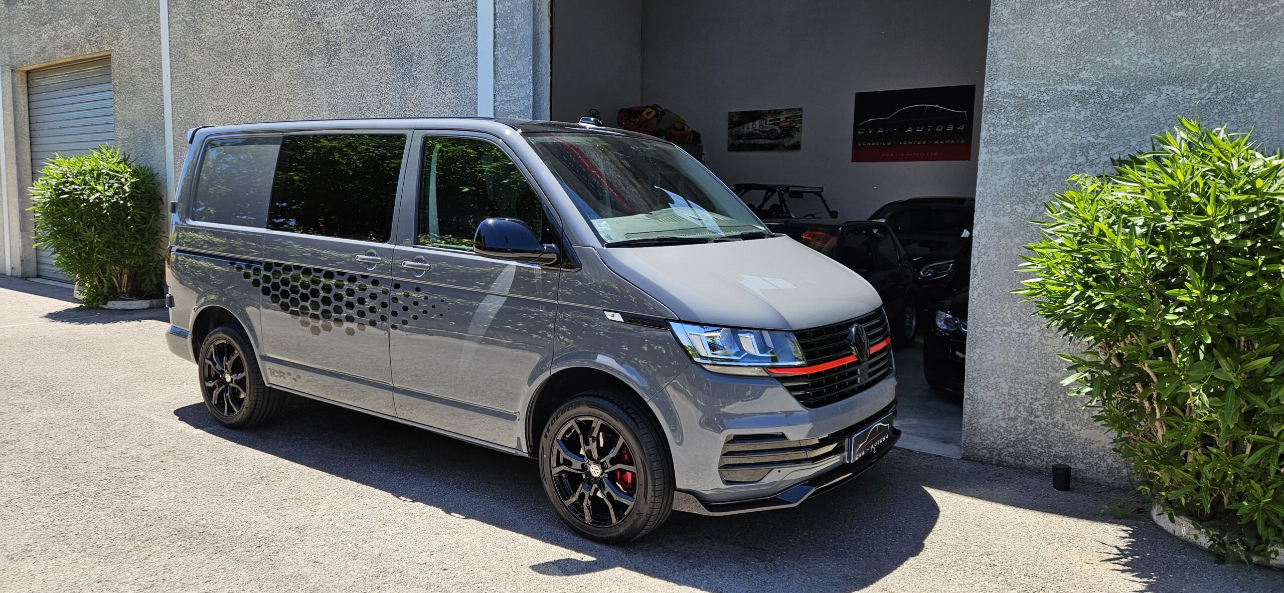 VOLKSWAGEN T6.1 2.0L TDI 150CH LOOK “TCR” PROCAB 5 PLACES