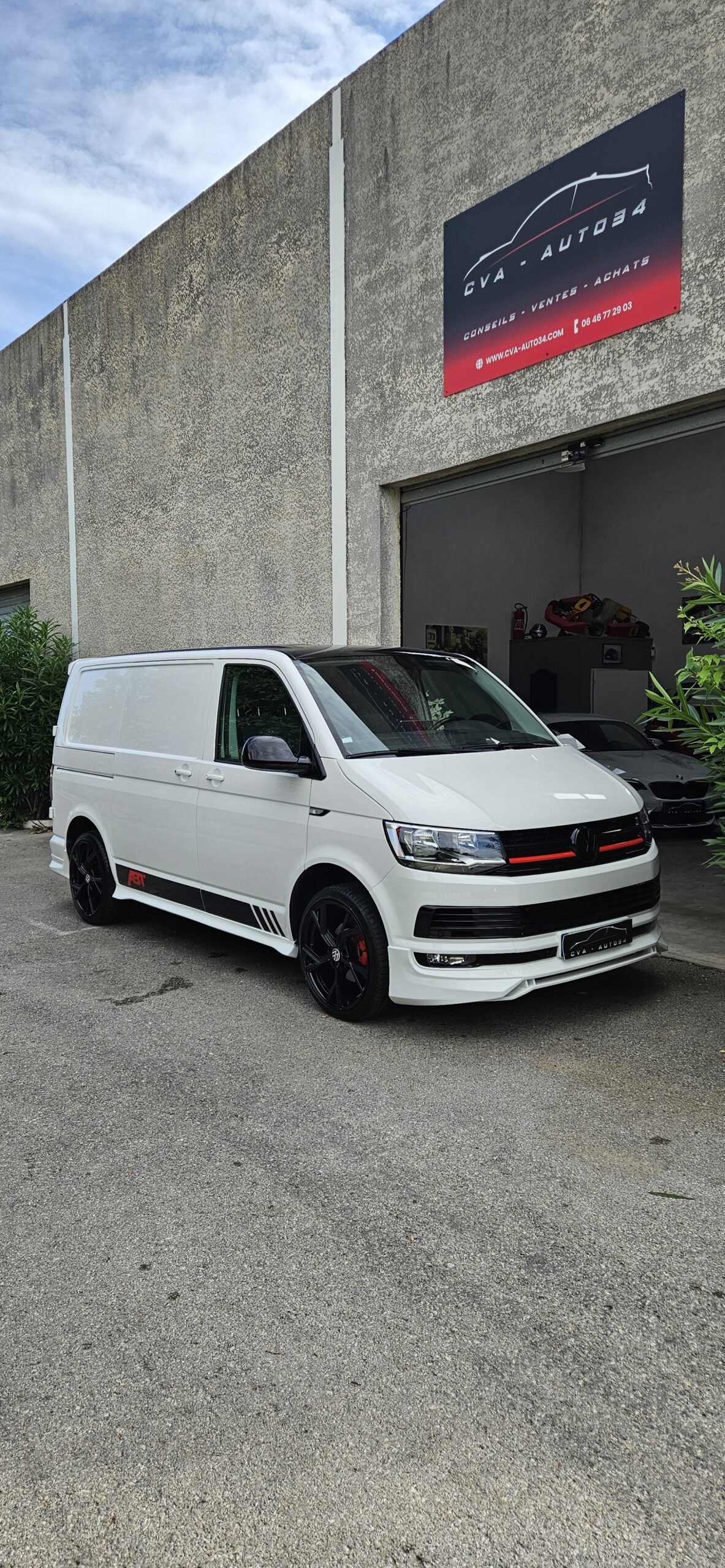 VOLKSWAGEN T6 2.0L TSI 150CH LOOK ABT
