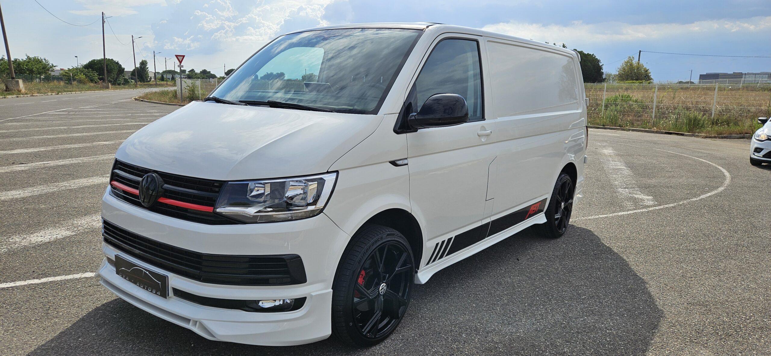 VOLKSWAGEN T6 2.0L TSI 150CH LOOK ABT