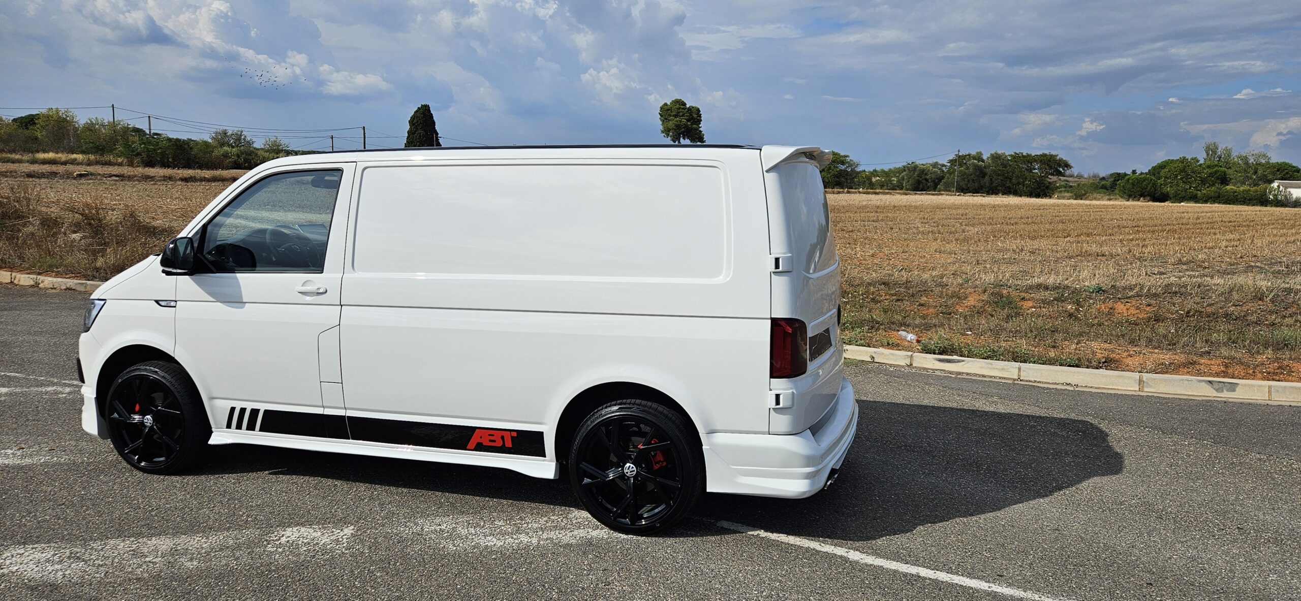 VOLKSWAGEN T6 2.0L TSI 150CH LOOK ABT