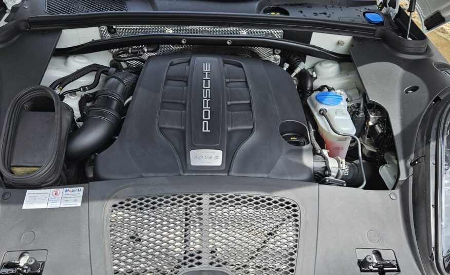 PORSCHE MACAN S DIESEL 3.0L V6 258CH