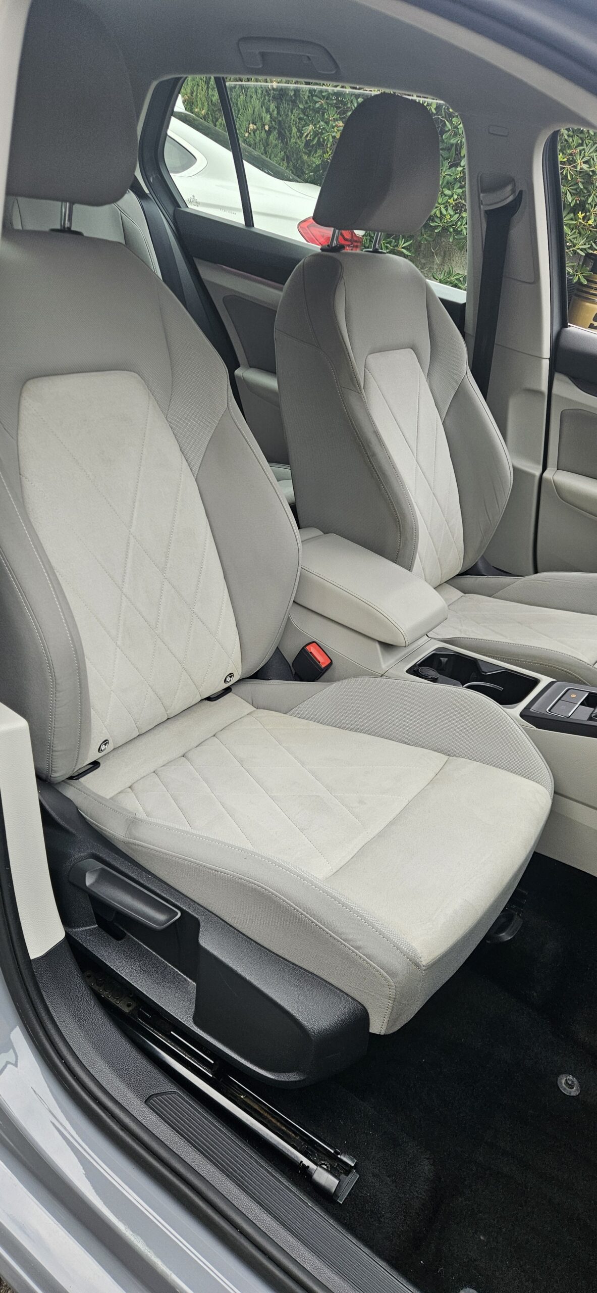 VOLKSWAGEN GOLF 8 1.5L TSI 130 CH STYLE