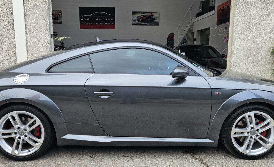 AUDI TT 2.0L TFSI 230CH S-LINE