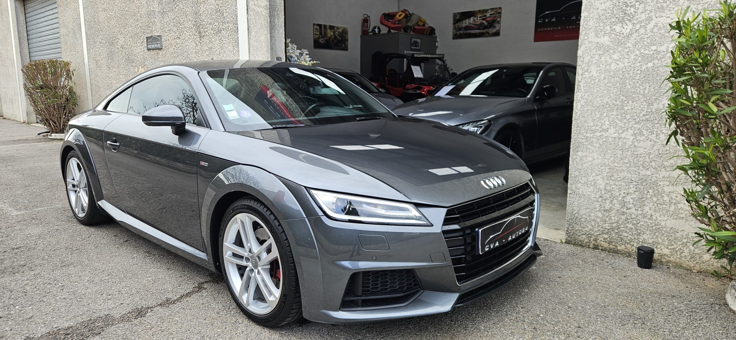AUDI TT 2.0L TFSI 230CH S-LINE
