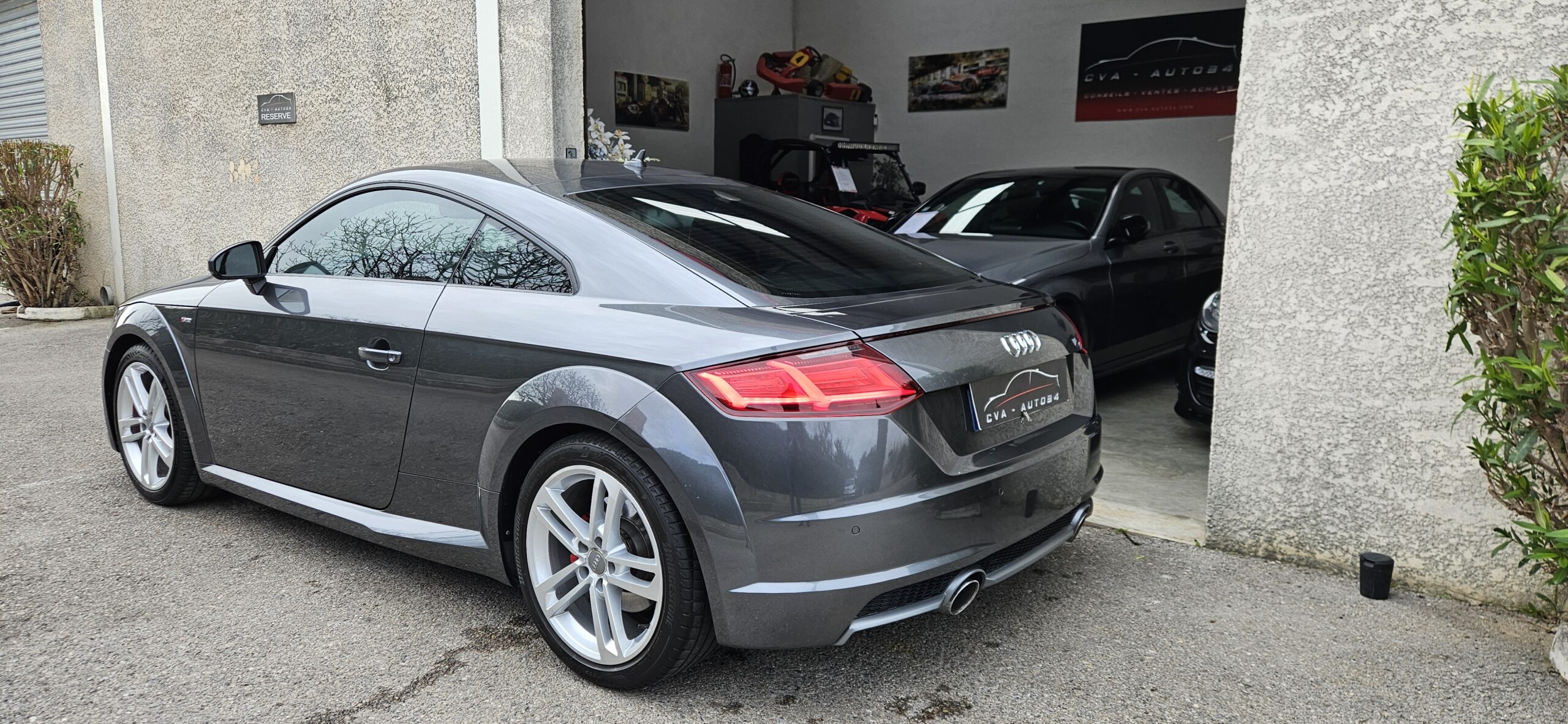 AUDI TT 2.0L TFSI 230CH S-LINE