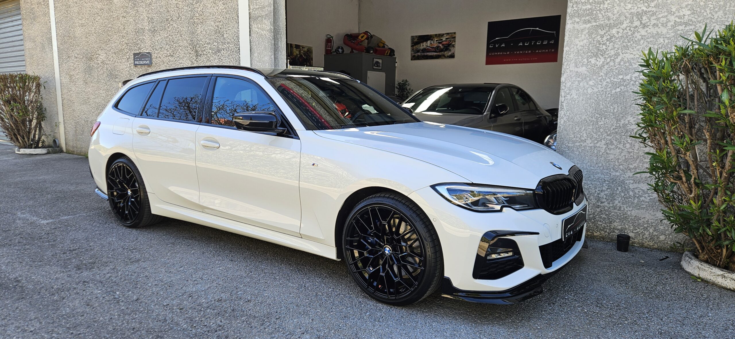 BMW 330e Touring Pack M 292CH Hybrid Rechargeable (Look M3 Touring)