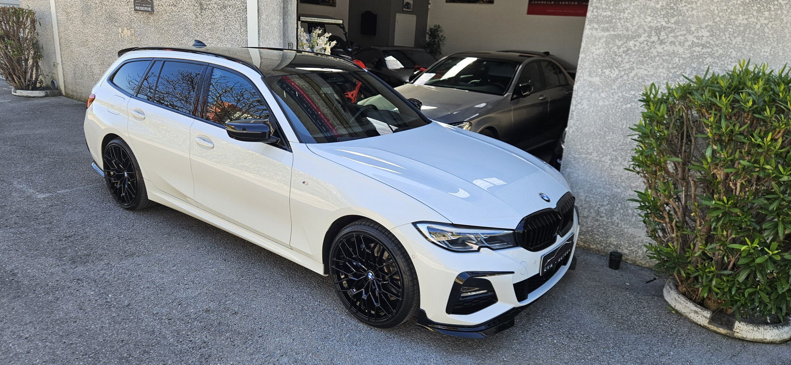 BMW 330e Touring Pack M 292CH Hybrid Rechargeable (Look M3 Touring)