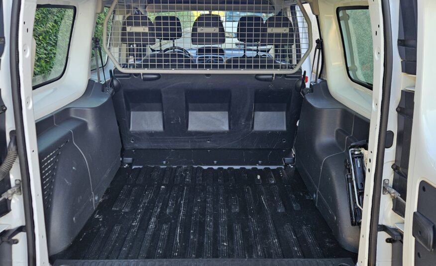 RENAULT KANGOO MAXI UTILITAIRE 5 PLACES 1.5L DCI 110CH