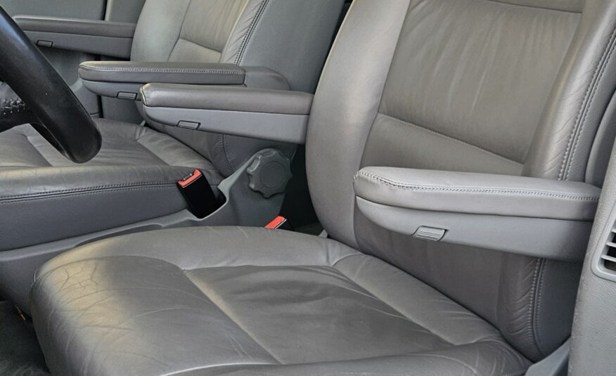 VOLKSWAGEN MULTIVAN 3.2L V6 235CH HIGHLINE