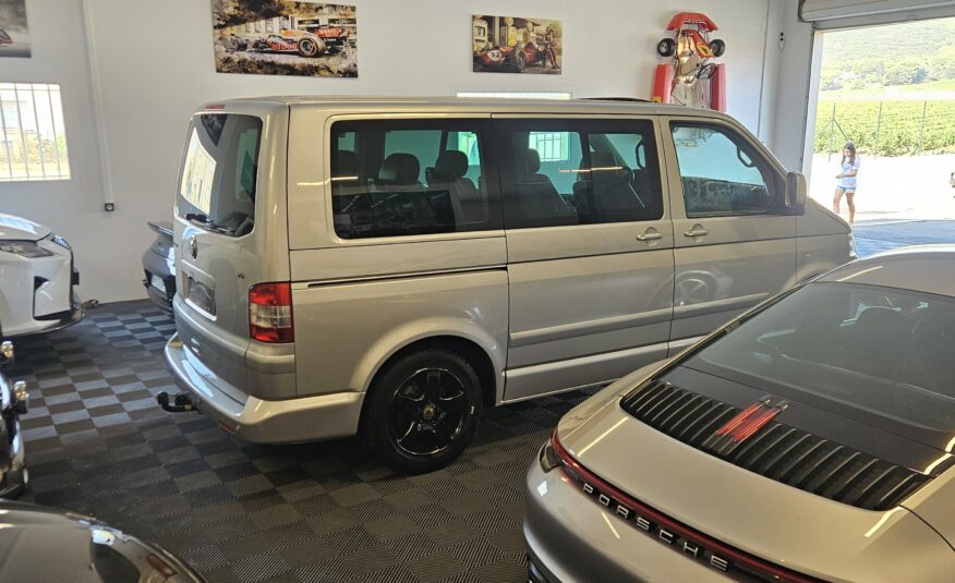VOLKSWAGEN MULTIVAN 3.2L V6 235CH HIGHLINE