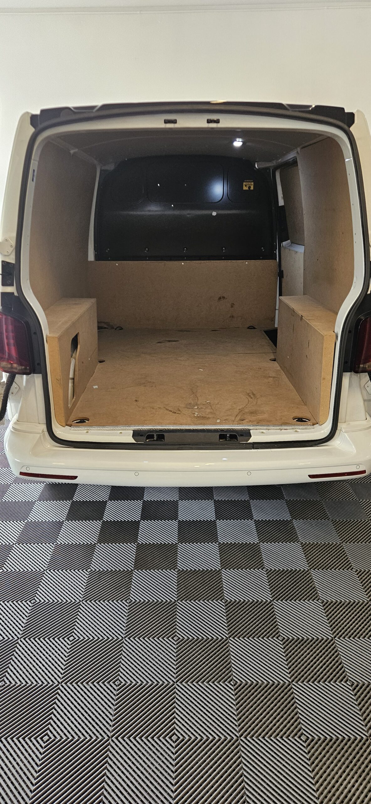 VOLKSWAGEN TRANSPORTER T6.1 2.0L TDI 110 CH LOOK EDITION