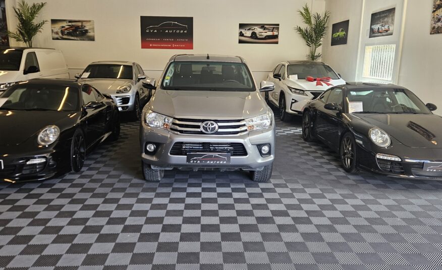 TOYOTA HILUX DOUBLE CABINE 2.4L TD 150CH LEGEND