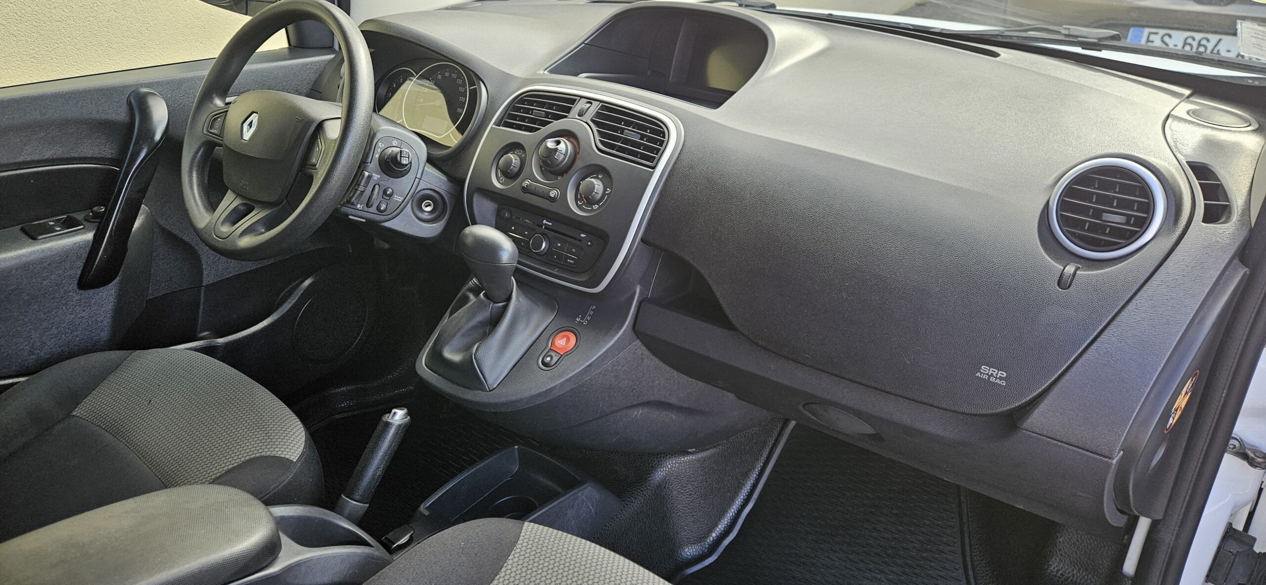 RENAULT KANGOO 1.5L DCI 90 CH EXTRA R-LINK BOITE AUTO AVEC GIRAFON