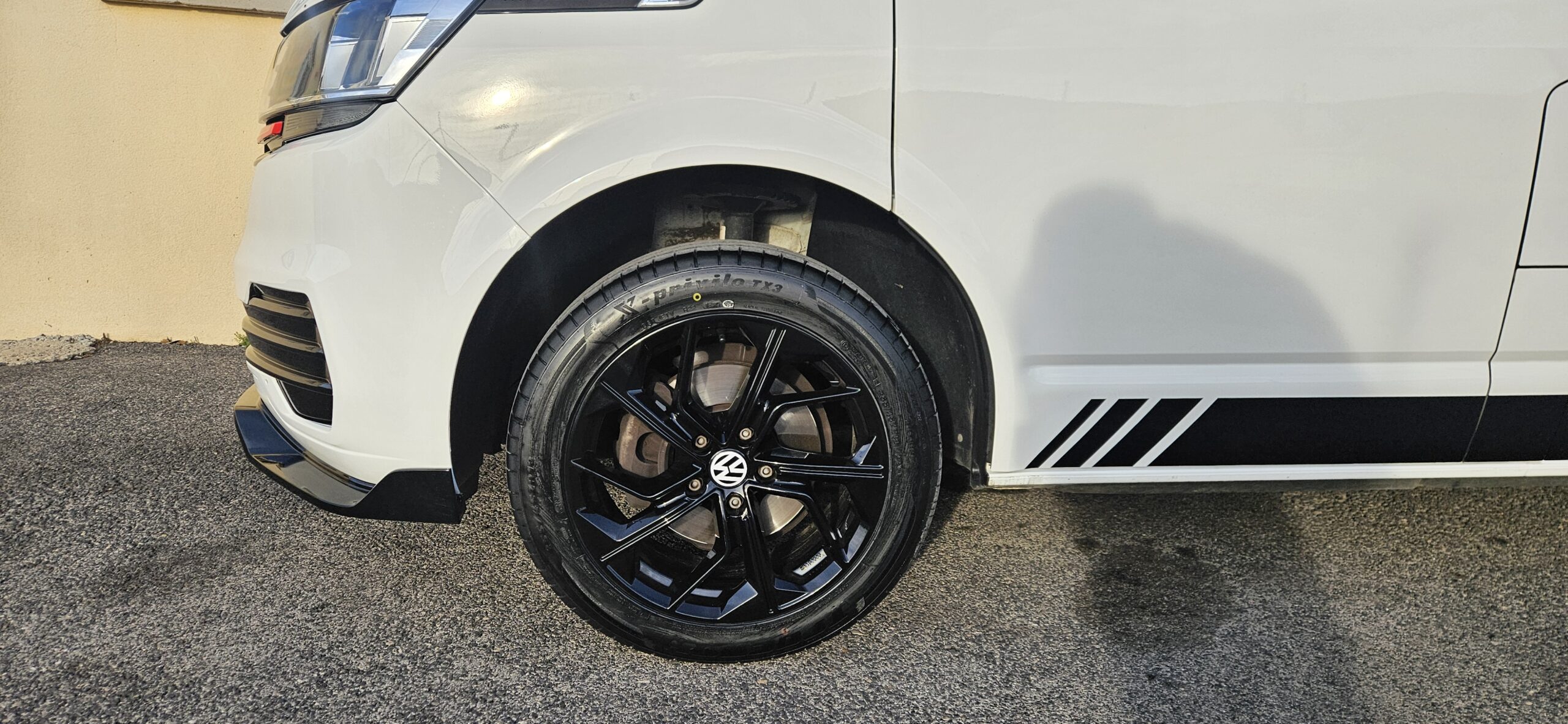 VOLKSWAGEN TRANSPORTER T6.1 2.0L TDI 110 CH LOOK ABT