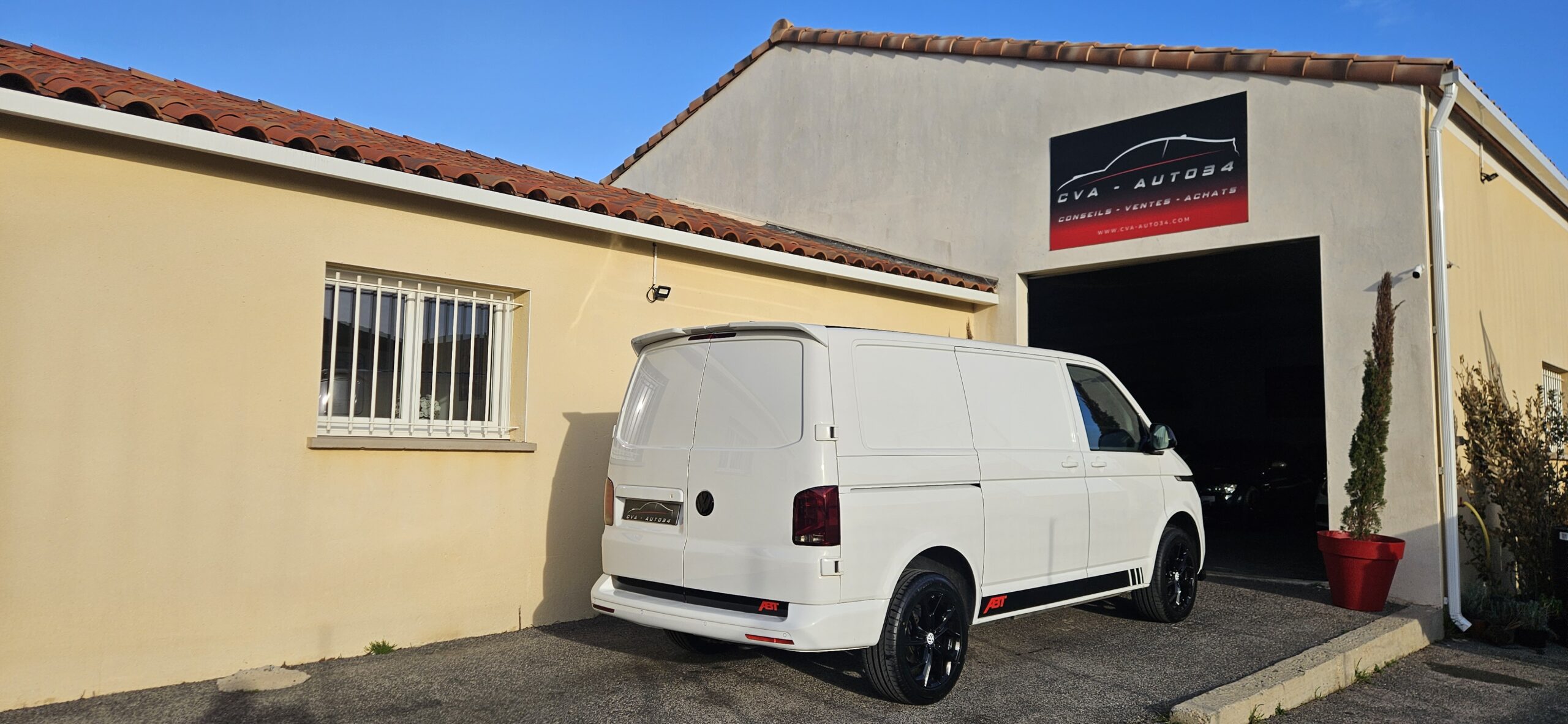 VOLKSWAGEN TRANSPORTER T6.1 2.0L TDI 110 CH LOOK ABT