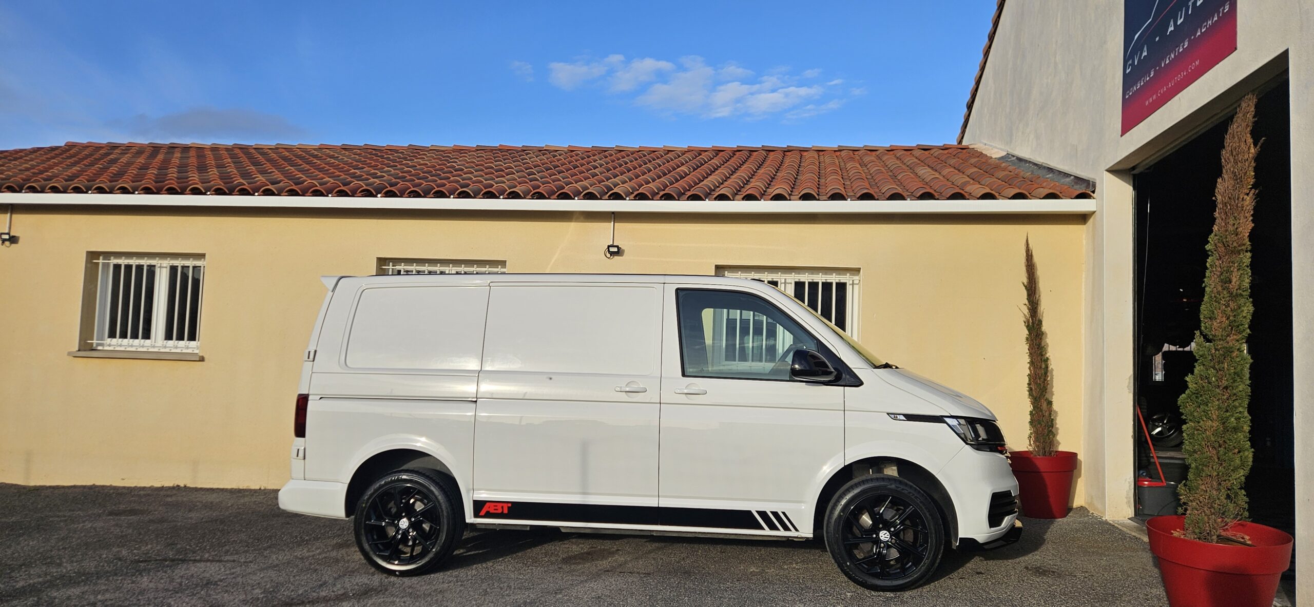VOLKSWAGEN TRANSPORTER T6.1 2.0L TDI 110 CH LOOK ABT