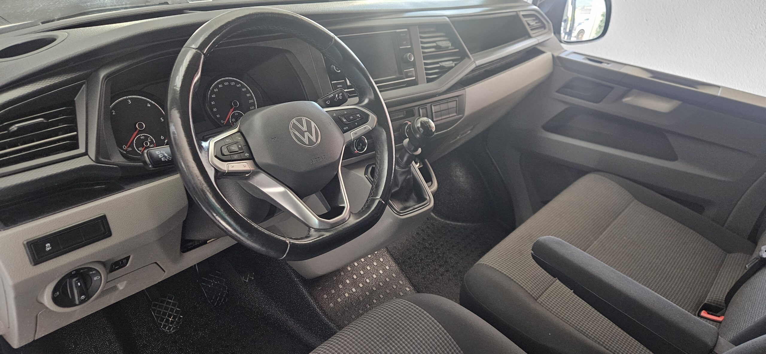 VOLKSWAGEN TRANSPORTER T6.1 2.0L TDI 150 CH LOOK EDITION