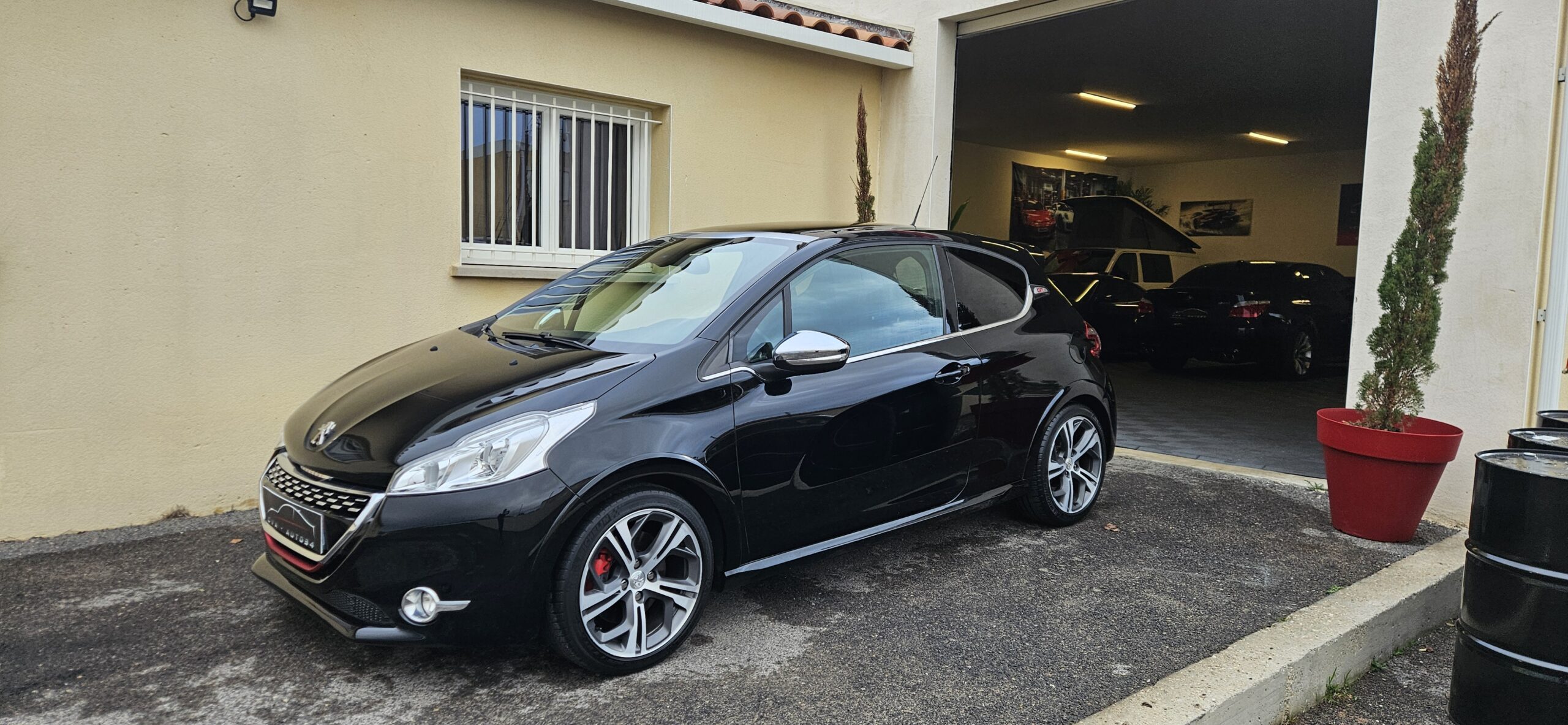 PEUGEOT 208 GTI 1.6L THP 200CH