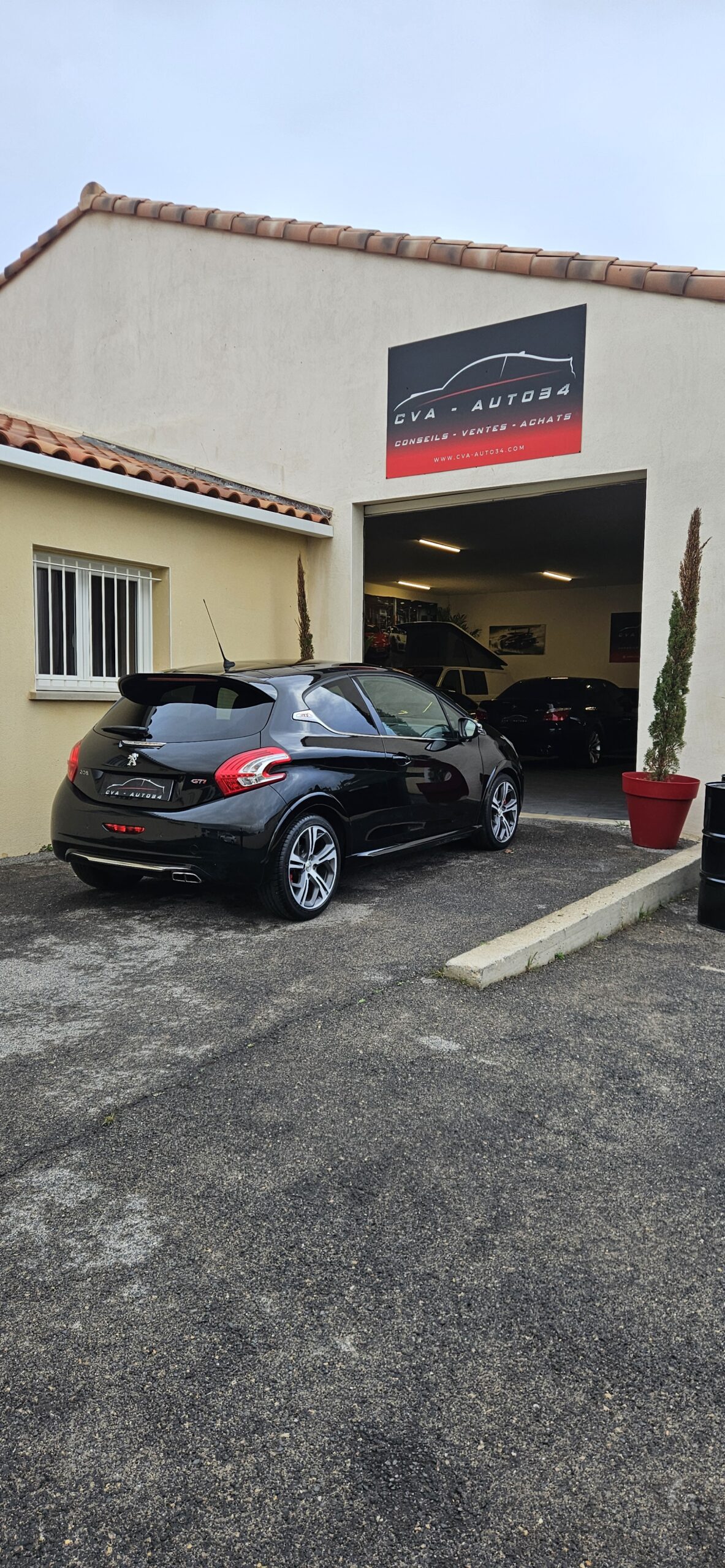 PEUGEOT 208 GTI 1.6L THP 200CH