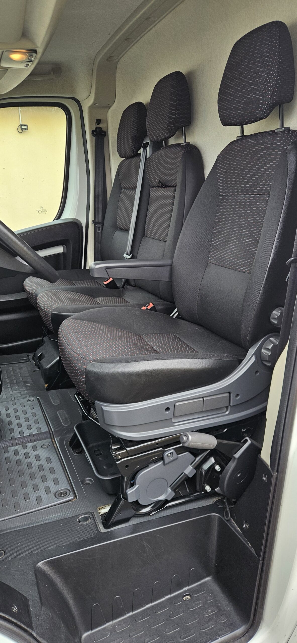 CITROEN JUMPER 2.2L HDI 140 L1H1 CLUB