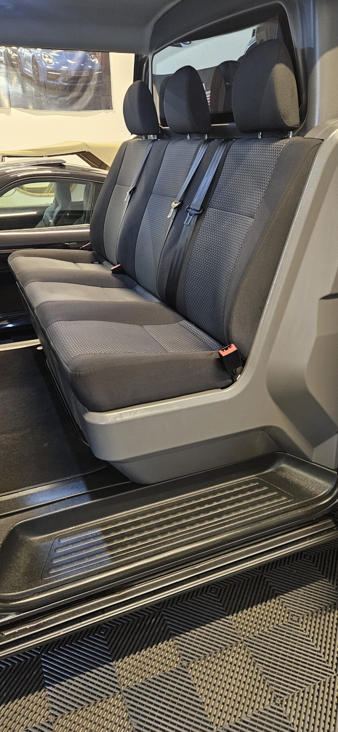 VOLKSWAGEN TRANSPORTER T6.1 PROCAB DSG LOOK EDITION