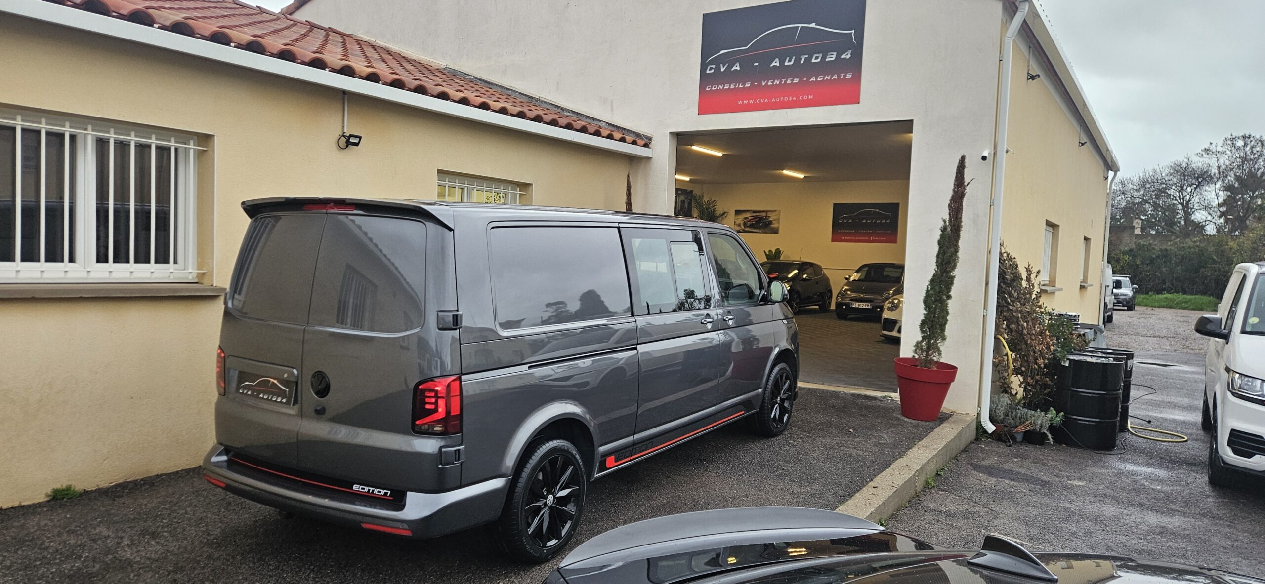 VOLKSWAGEN TRANSPORTER T6.1 PROCAB DSG LOOK EDITION