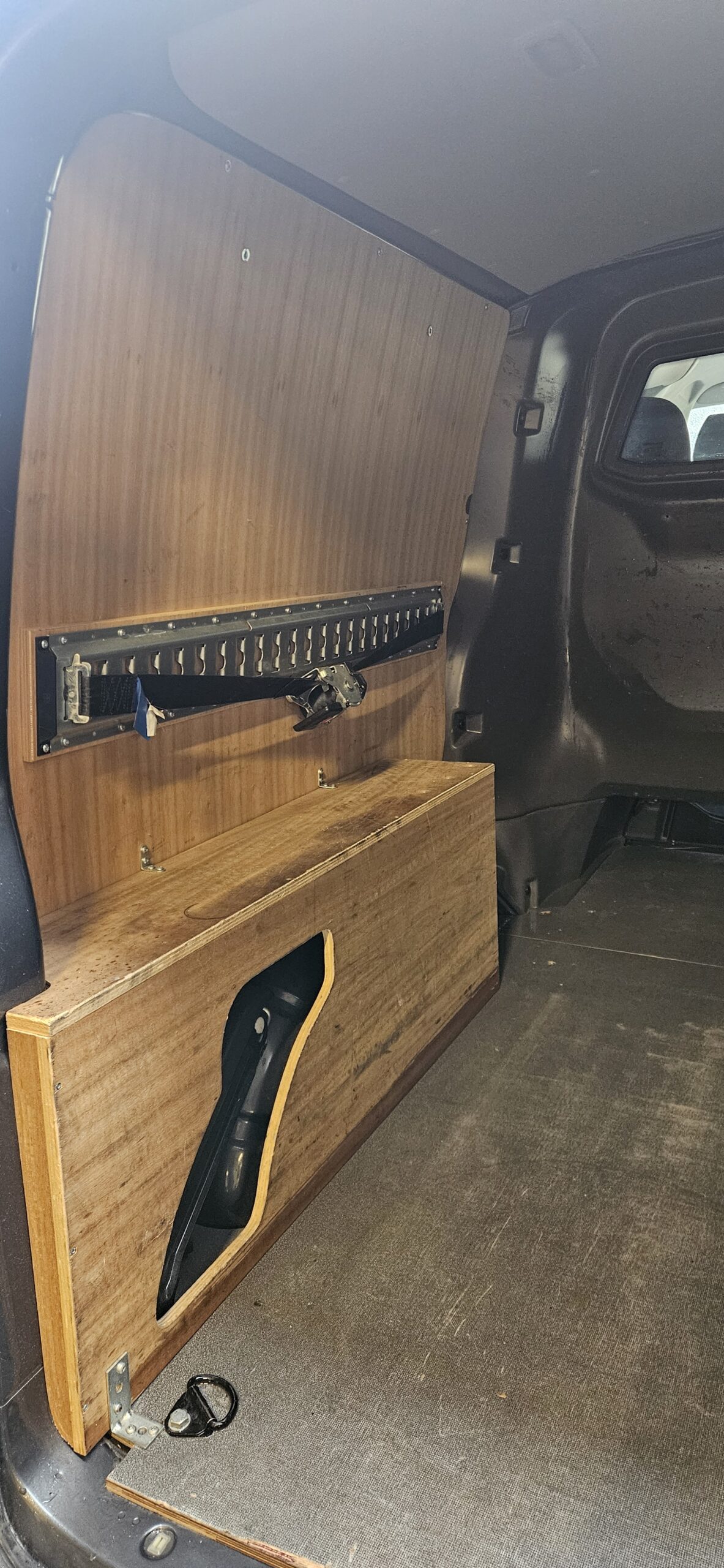 VOLKSWAGEN TRANSPORTER T6.1 PROCAB DSG LOOK EDITION