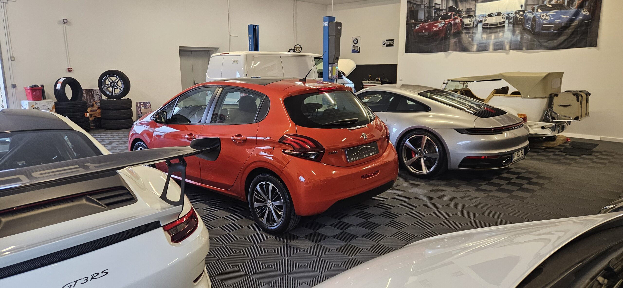 PEUGEOT 208 1.2L VTI 82CH