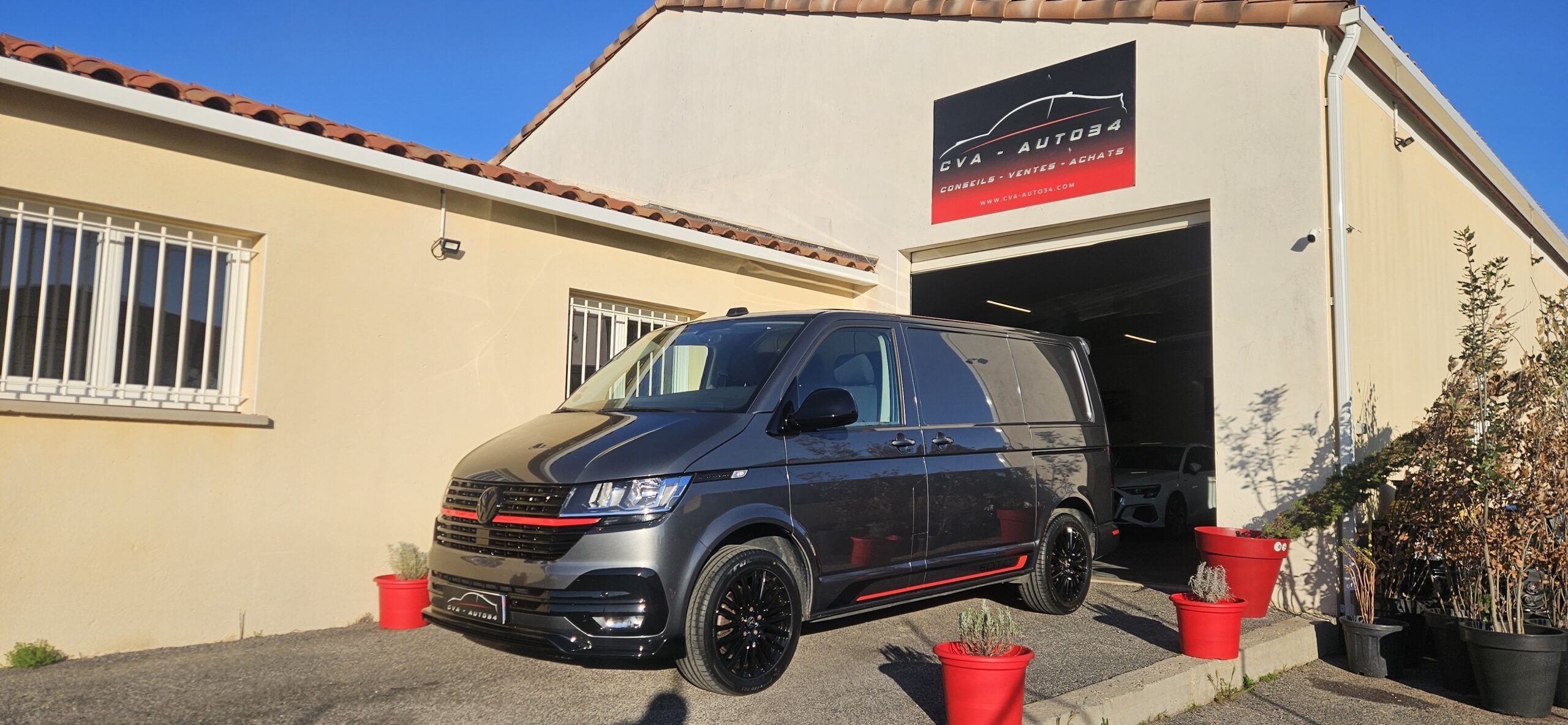 VOLKSWAGEN TRANSPORTER T6.1 2.0L TDI 150 DSG LOOK EDITION