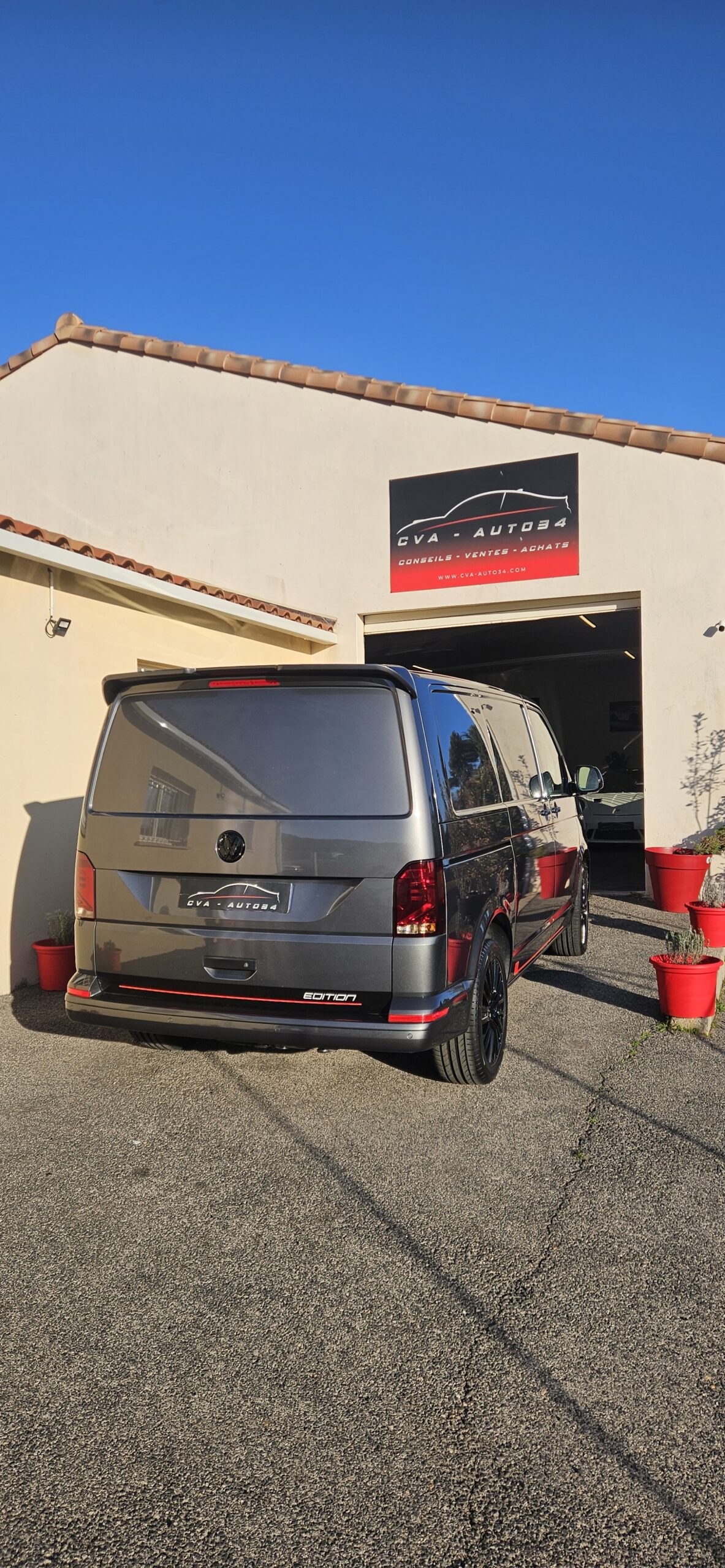 VOLKSWAGEN TRANSPORTER T6.1 2.0L TDI 150 DSG LOOK EDITION