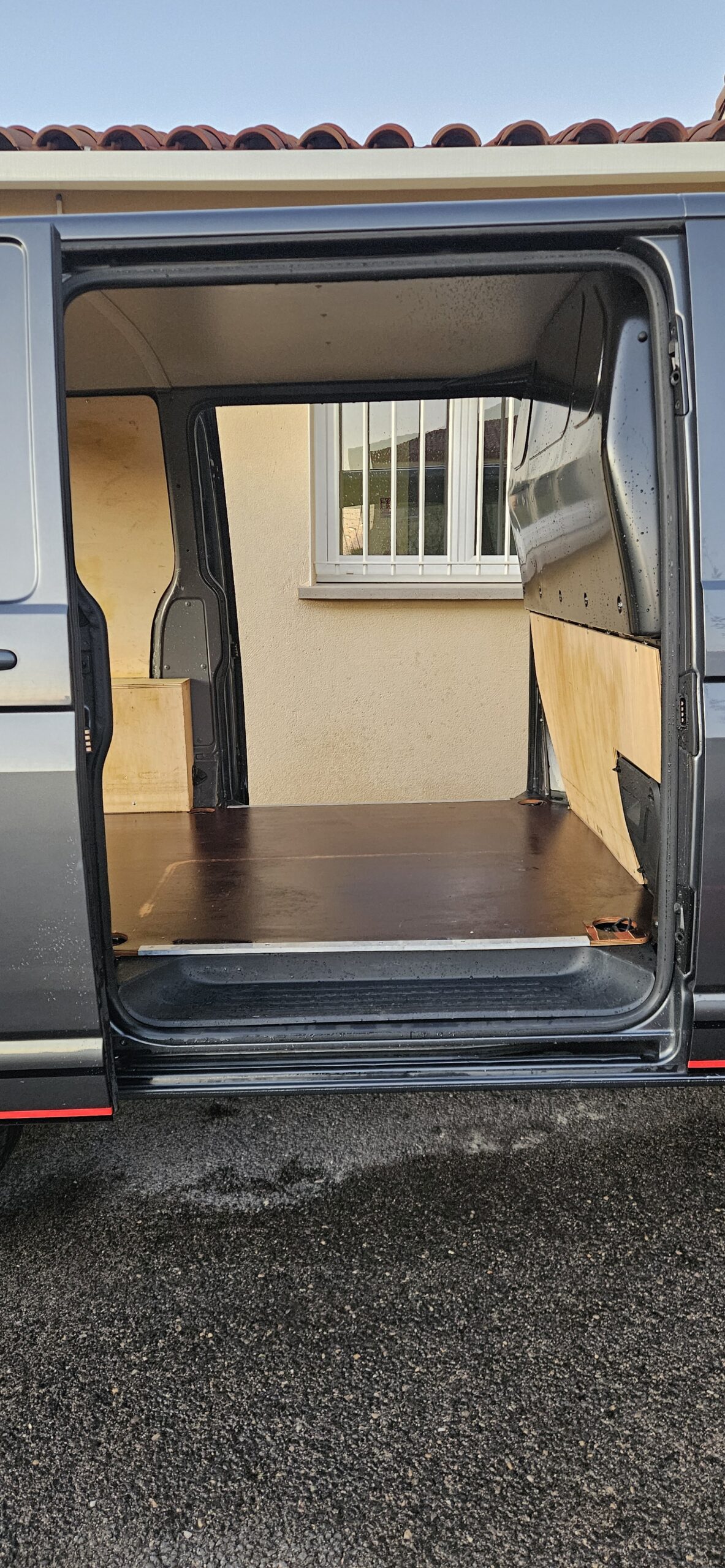 VOLKSWAGEN TRANSPORTER T6.1 2.0L TDI 150 DSG LOOK EDITION