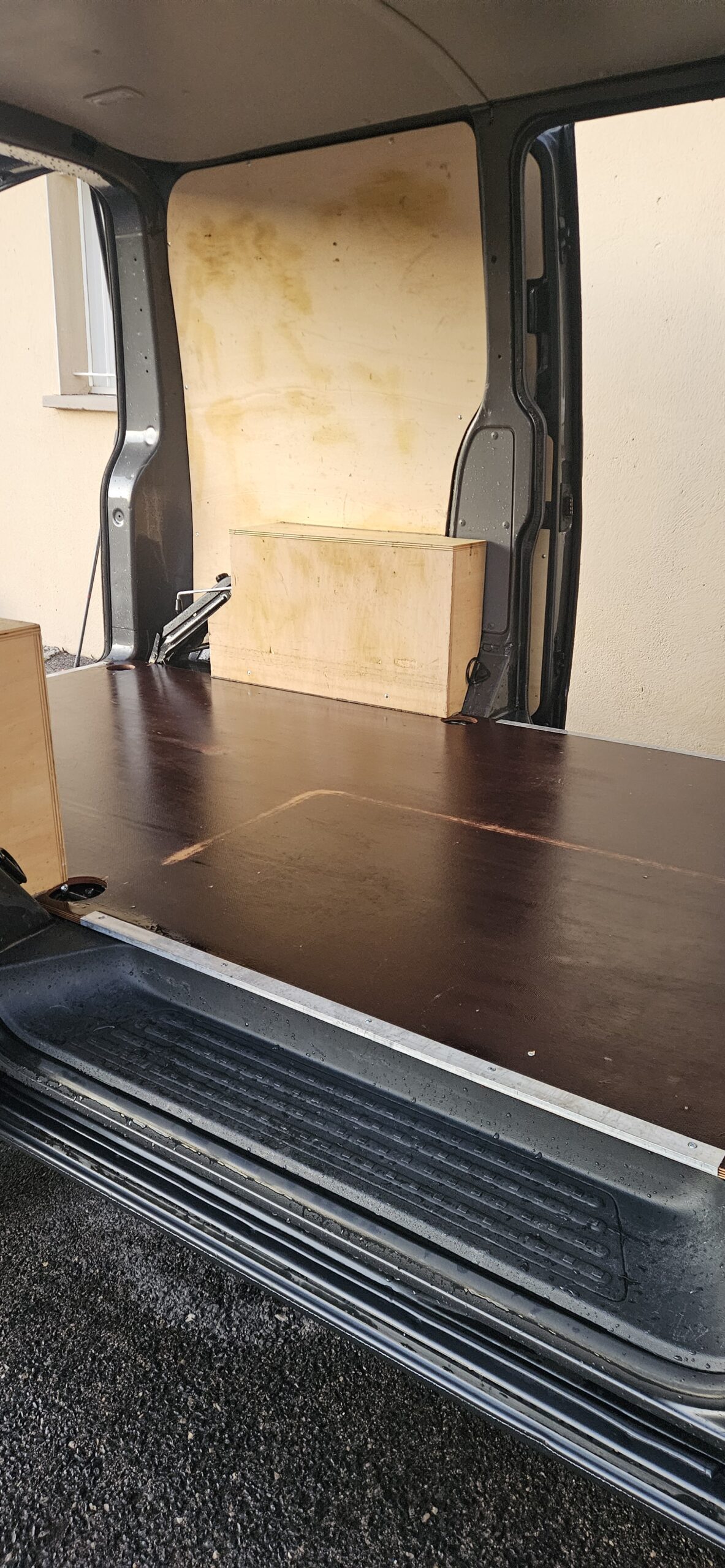 VOLKSWAGEN TRANSPORTER T6.1 2.0L TDI 150 DSG LOOK EDITION